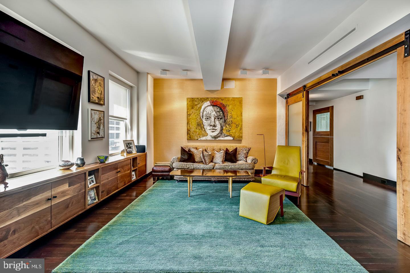 RITTENHOUSE SQUARE - Residential