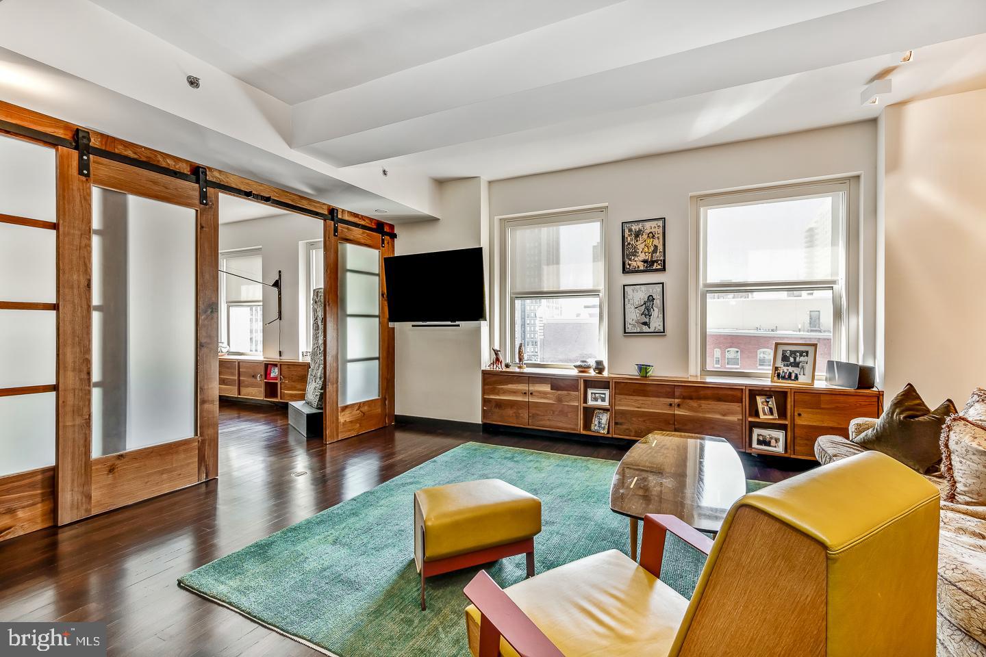 RITTENHOUSE SQUARE - Residential