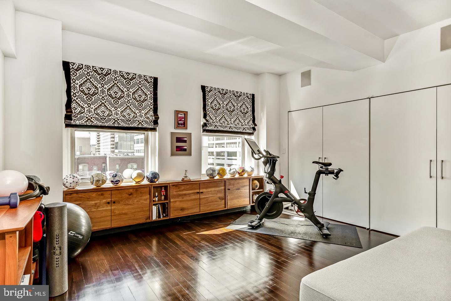 RITTENHOUSE SQUARE - Residential