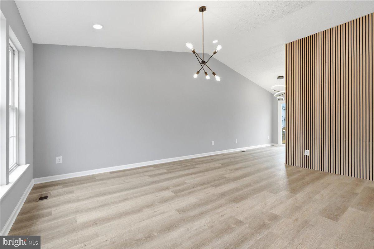 LORD WILLOUGHBY'S REST - Residential