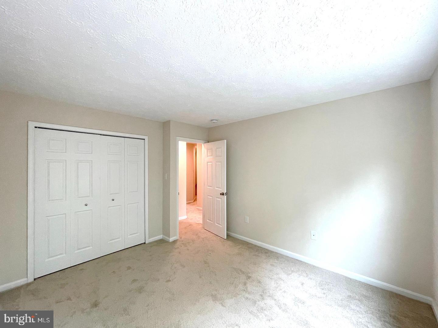 ST CHARLES SUB - DORCHESTER - Residential Lease