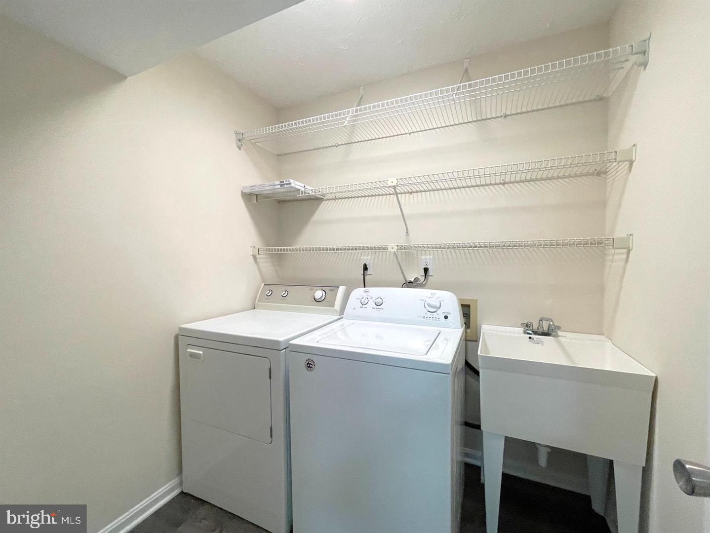 ST CHARLES SUB - DORCHESTER - Residential Lease