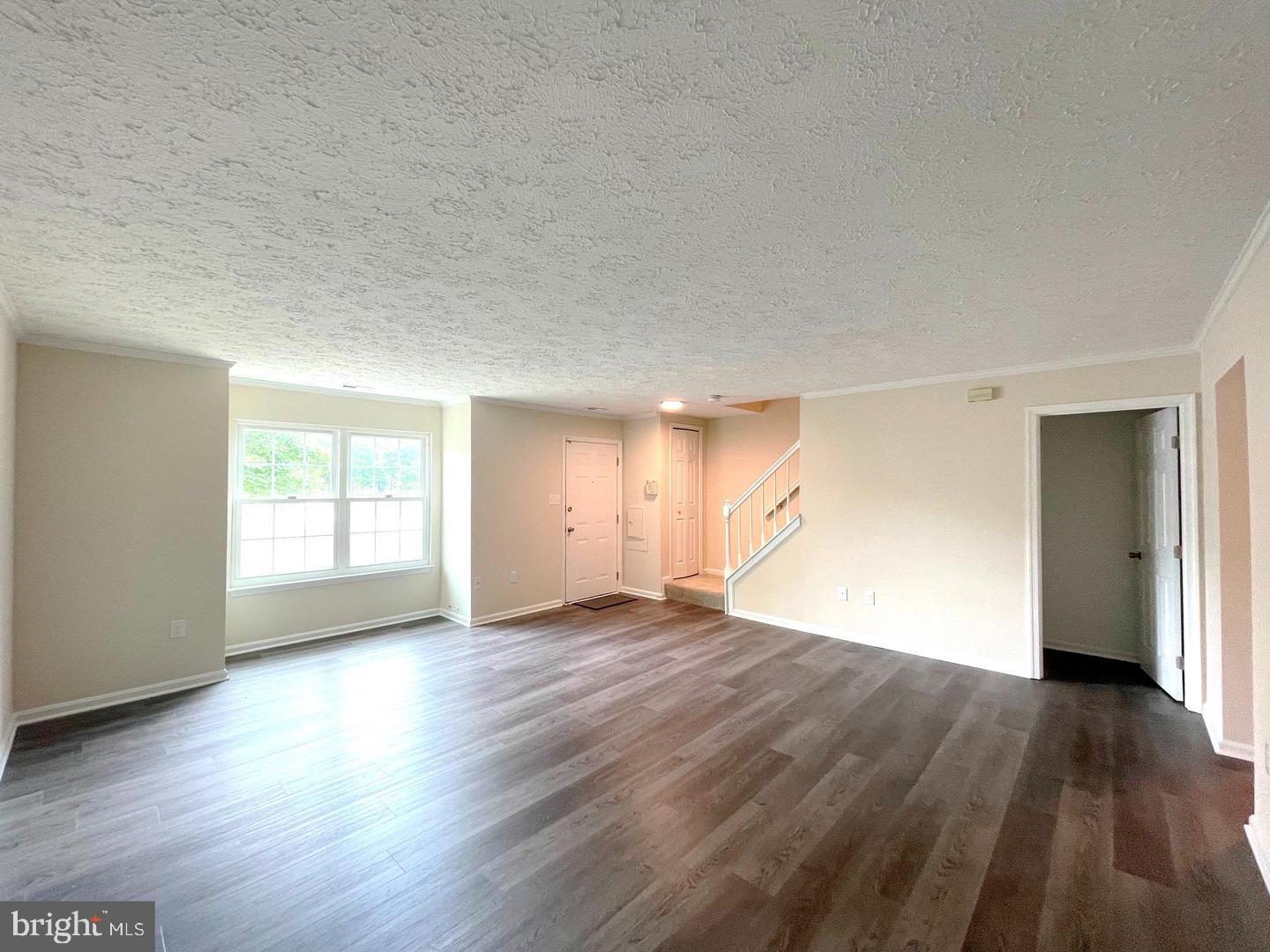 ST CHARLES SUB - DORCHESTER - Residential Lease