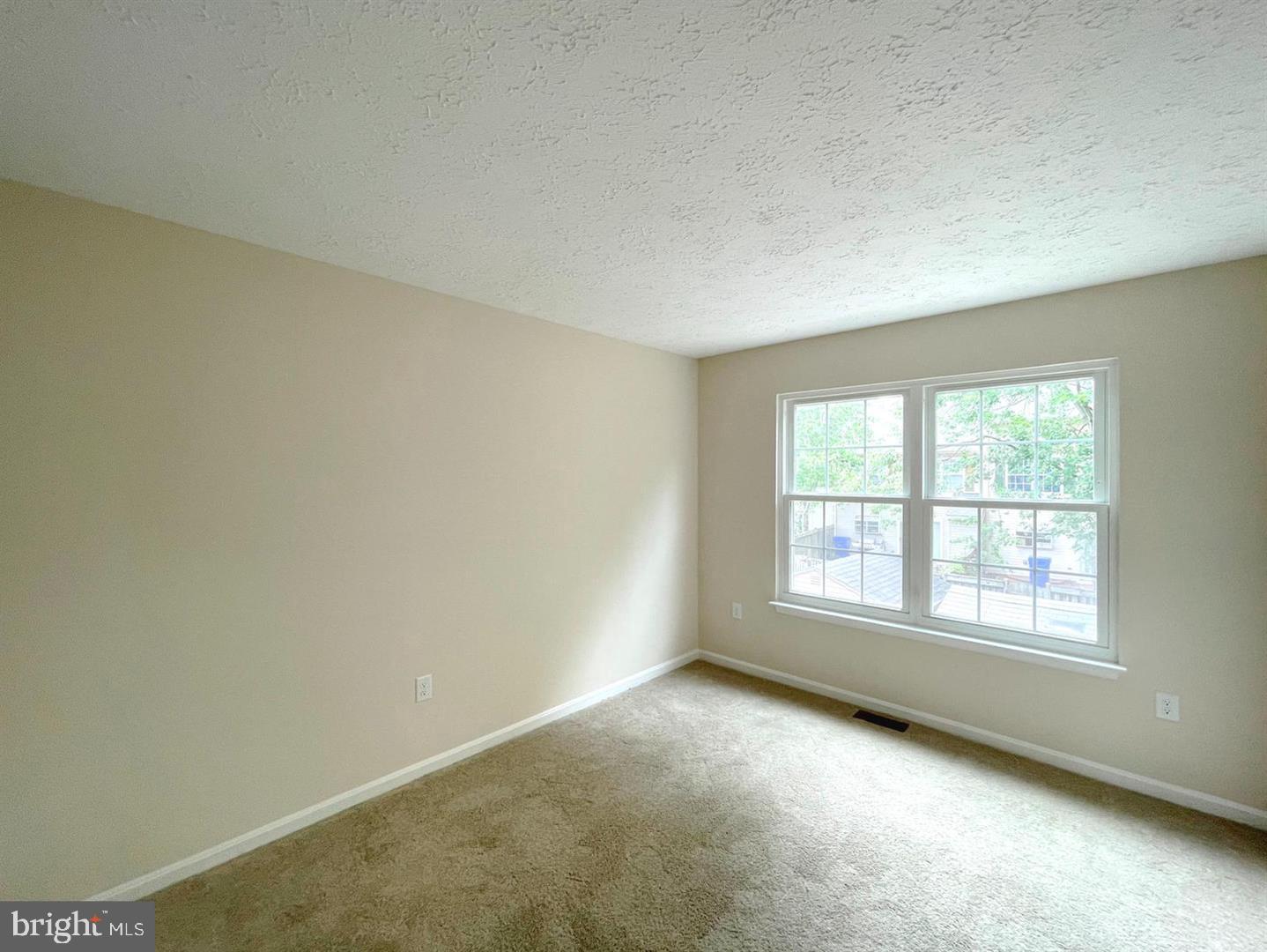 ST CHARLES SUB - DORCHESTER - Residential Lease