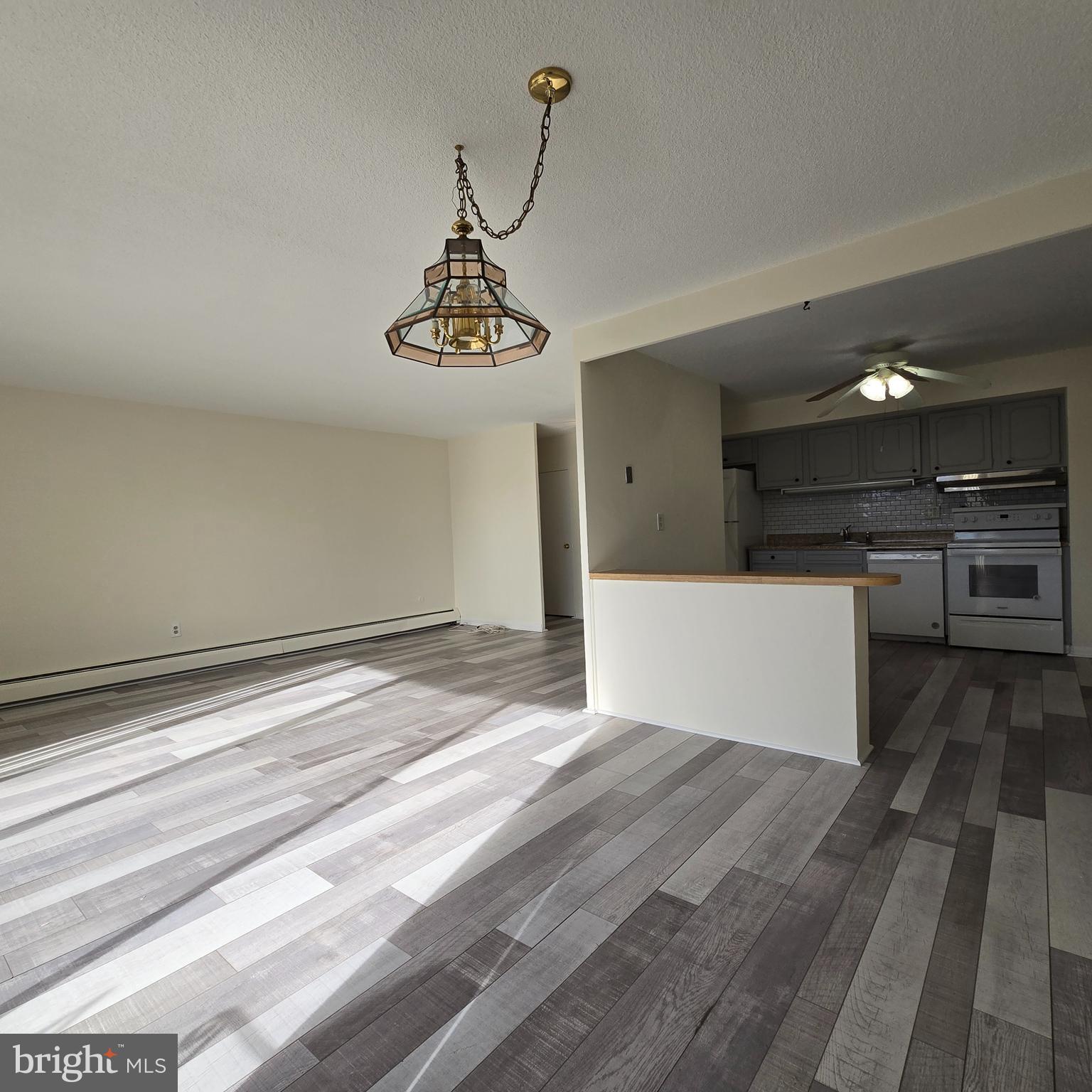 111 CHESTNUT STREET 609