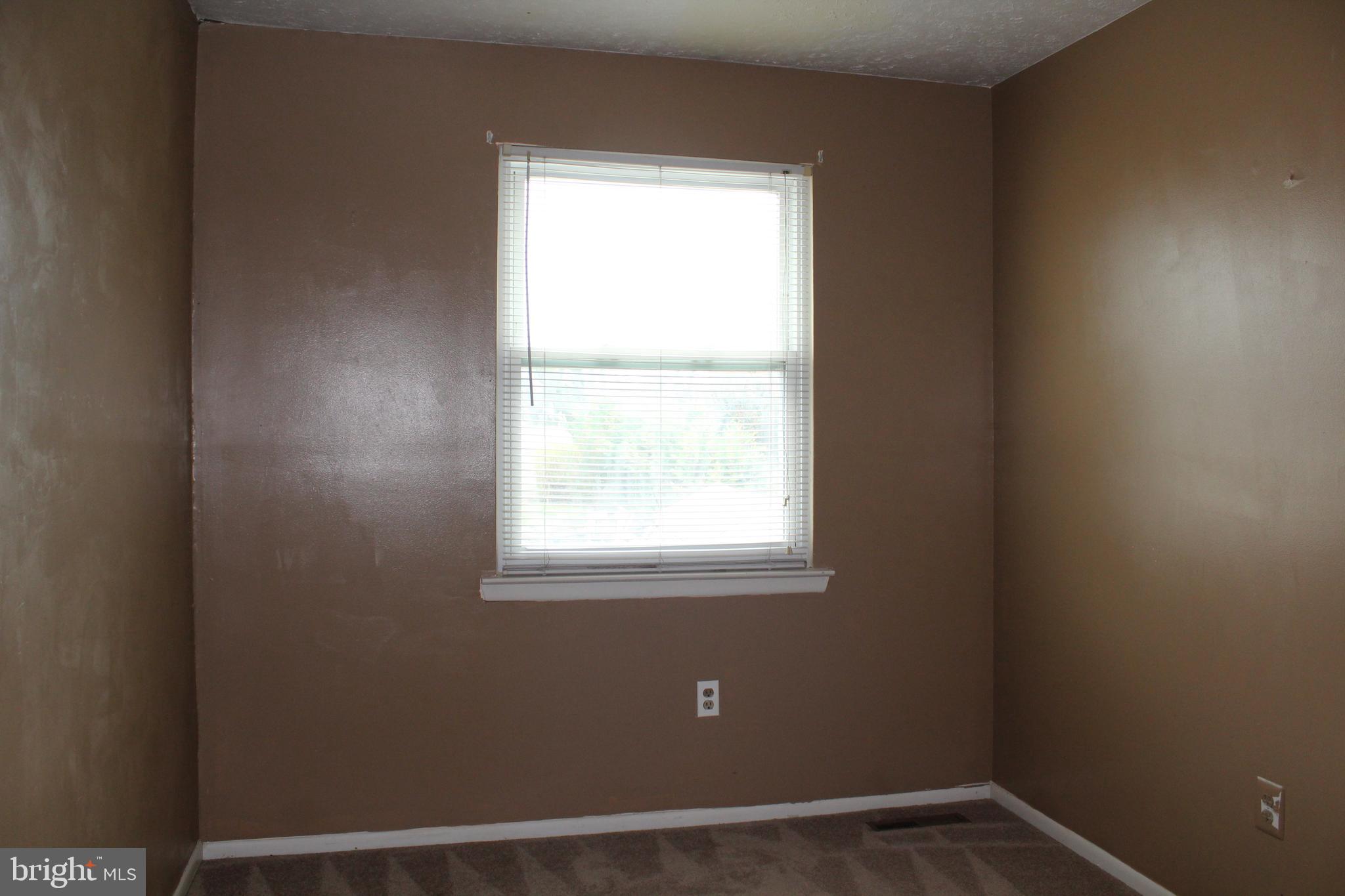 DUNSHIRE TOWNHOUSES - Residential