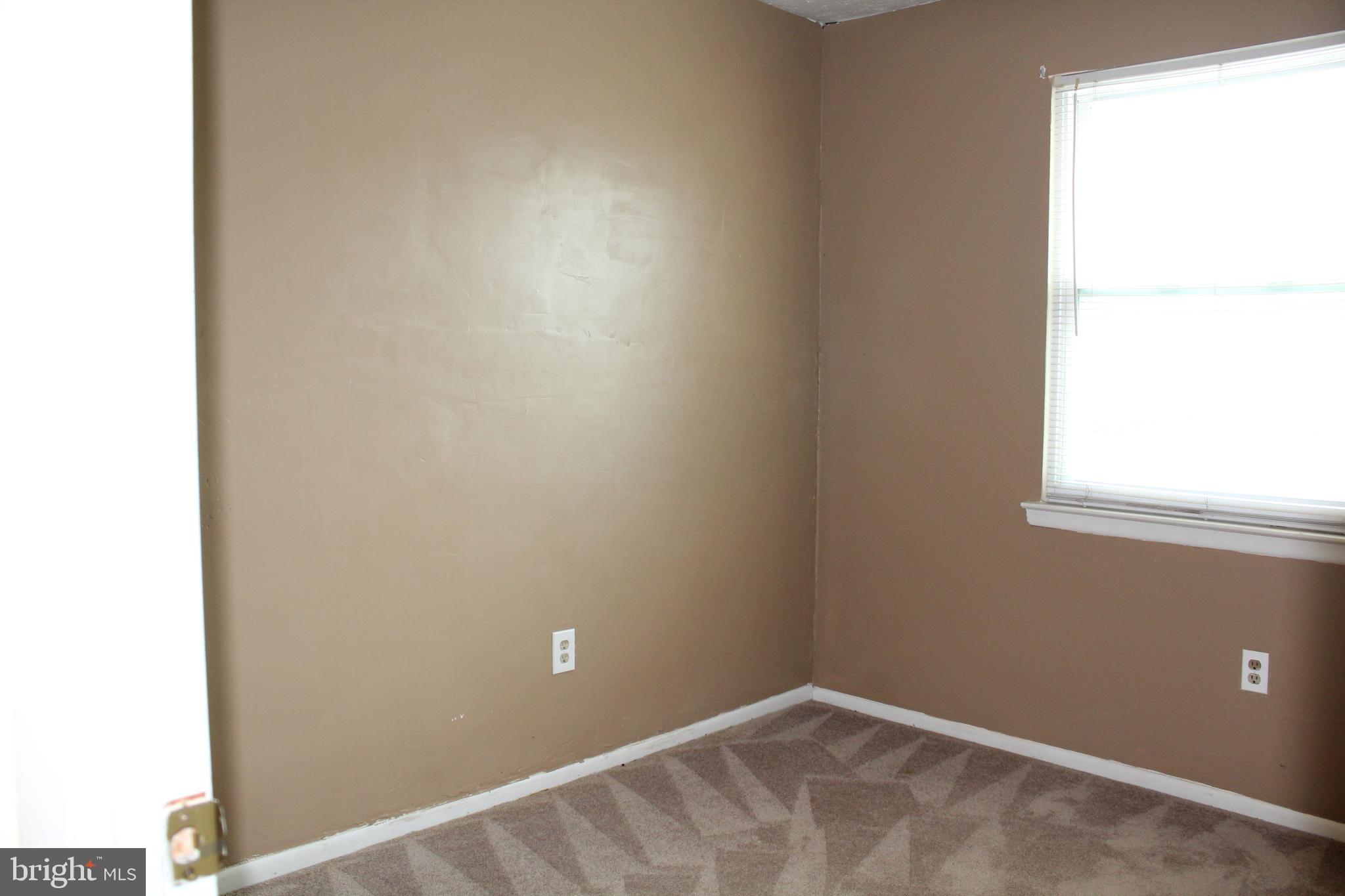 DUNSHIRE TOWNHOUSES - Residential