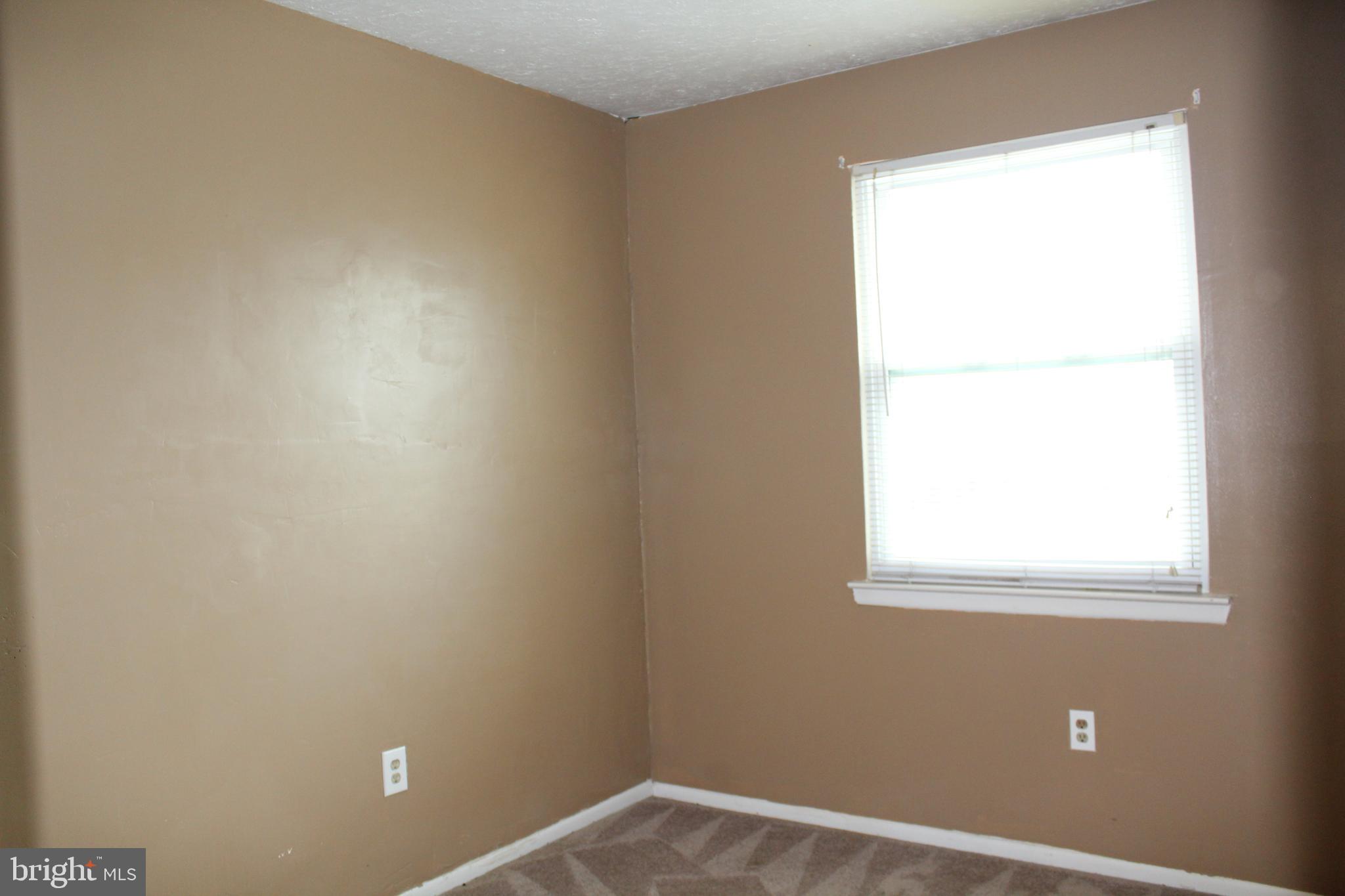 DUNSHIRE TOWNHOUSES - Residential