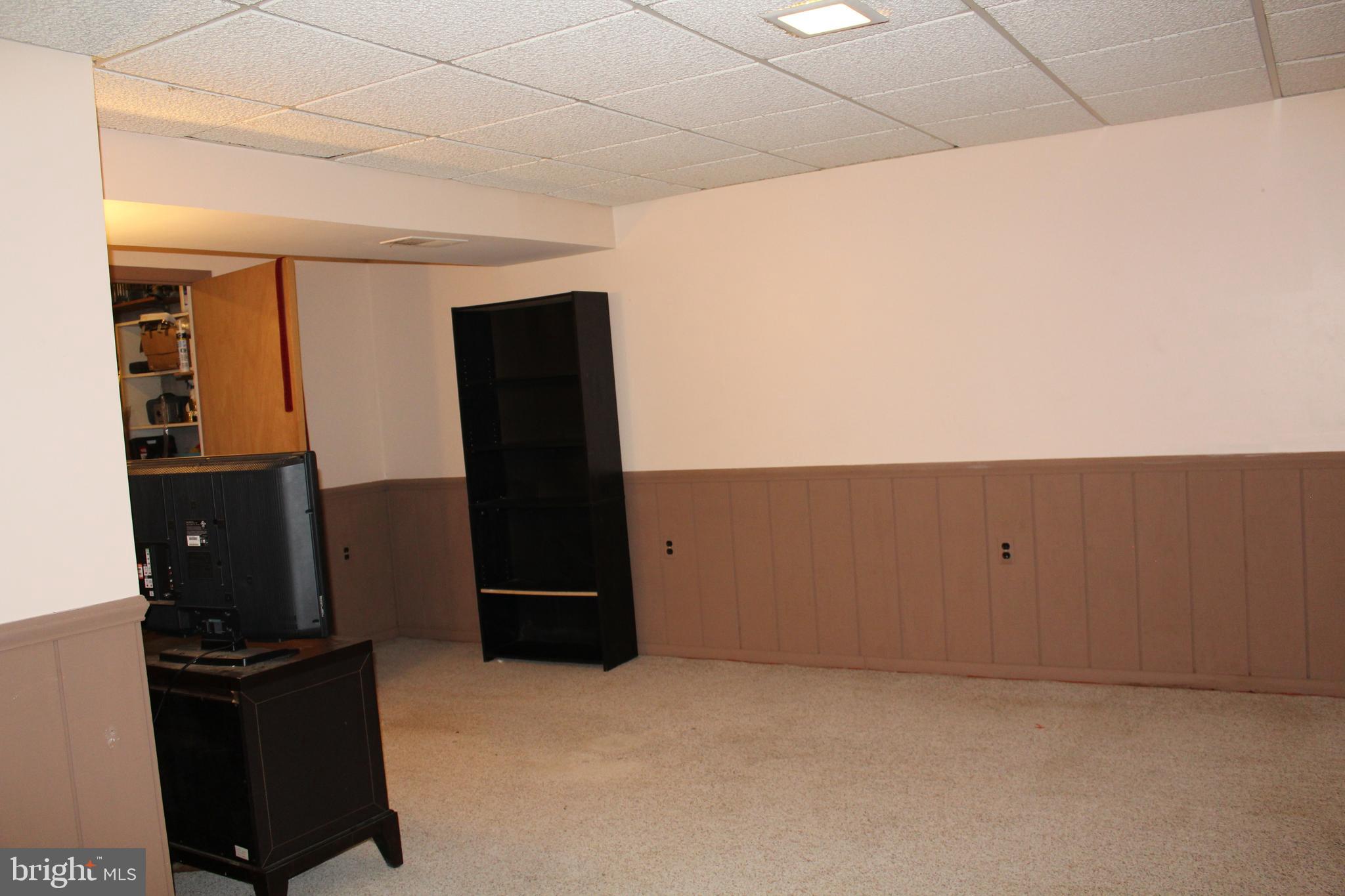 DUNSHIRE TOWNHOUSES - Residential