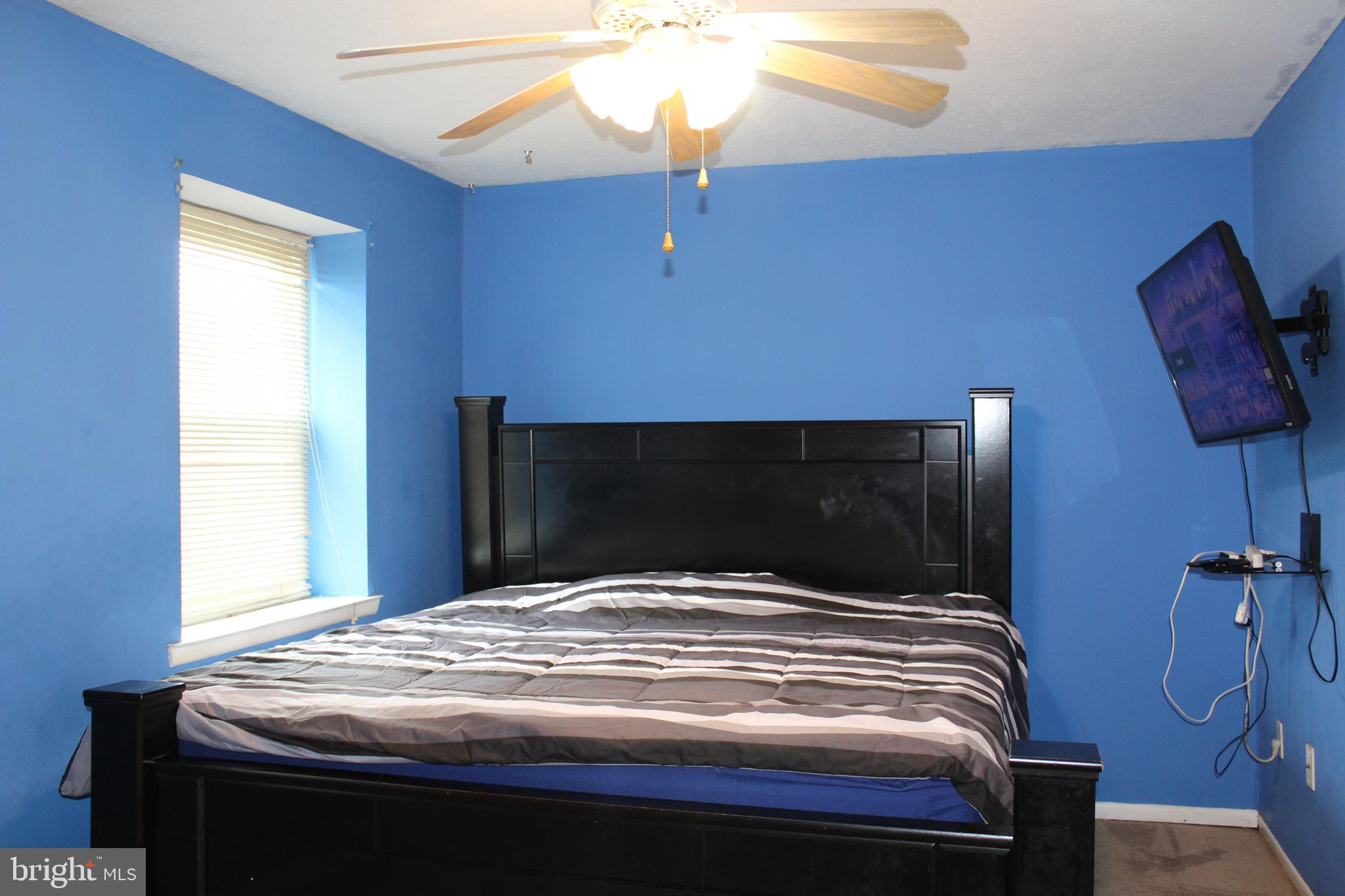 DUNSHIRE TOWNHOUSES - Residential