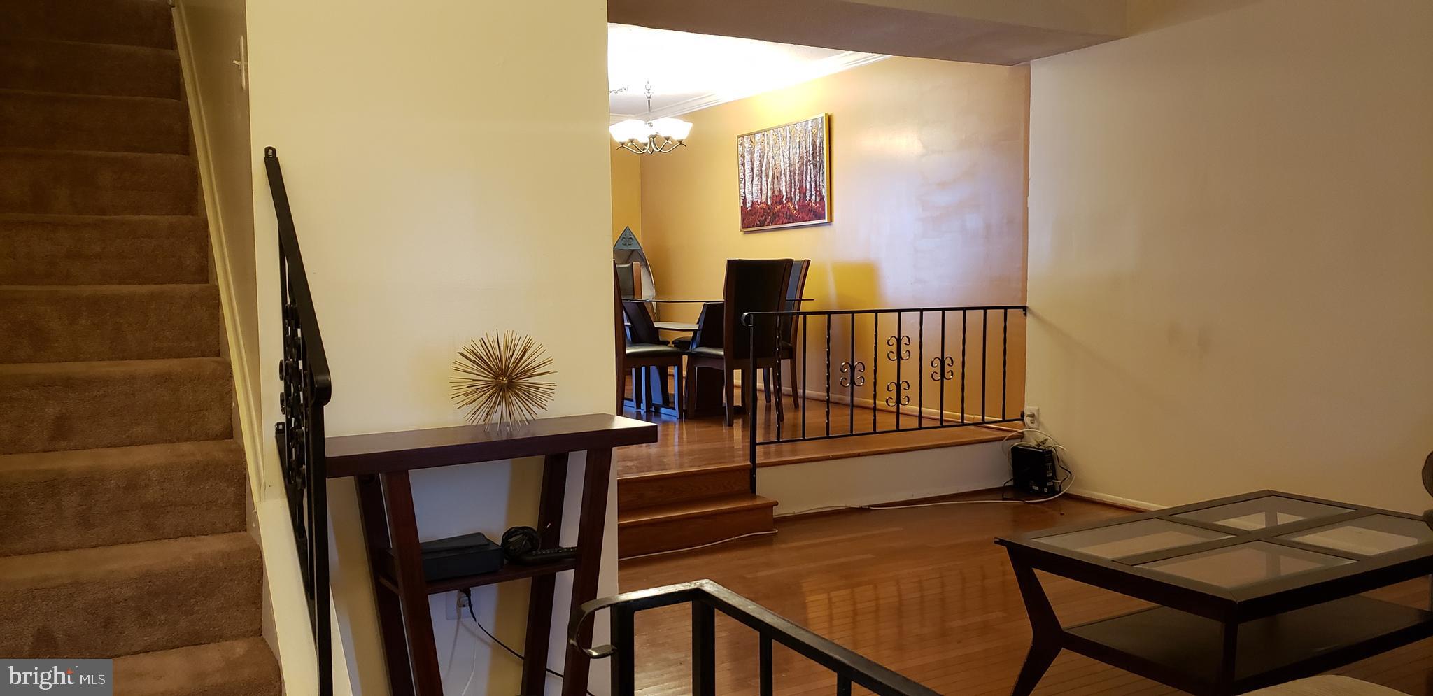 DUNSHIRE TOWNHOUSES - Residential