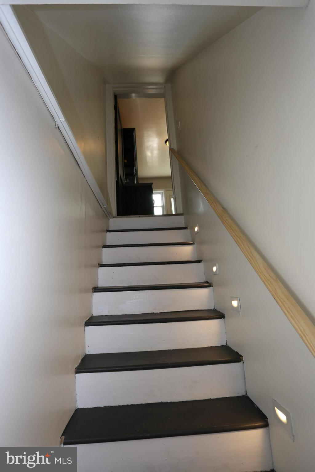 STANBROOK - Residential Lease