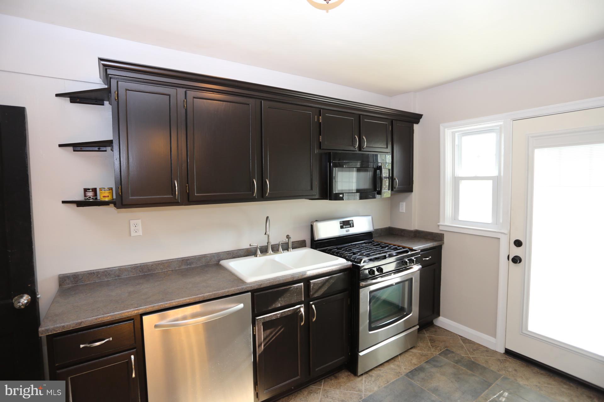 STANBROOK - Residential Lease