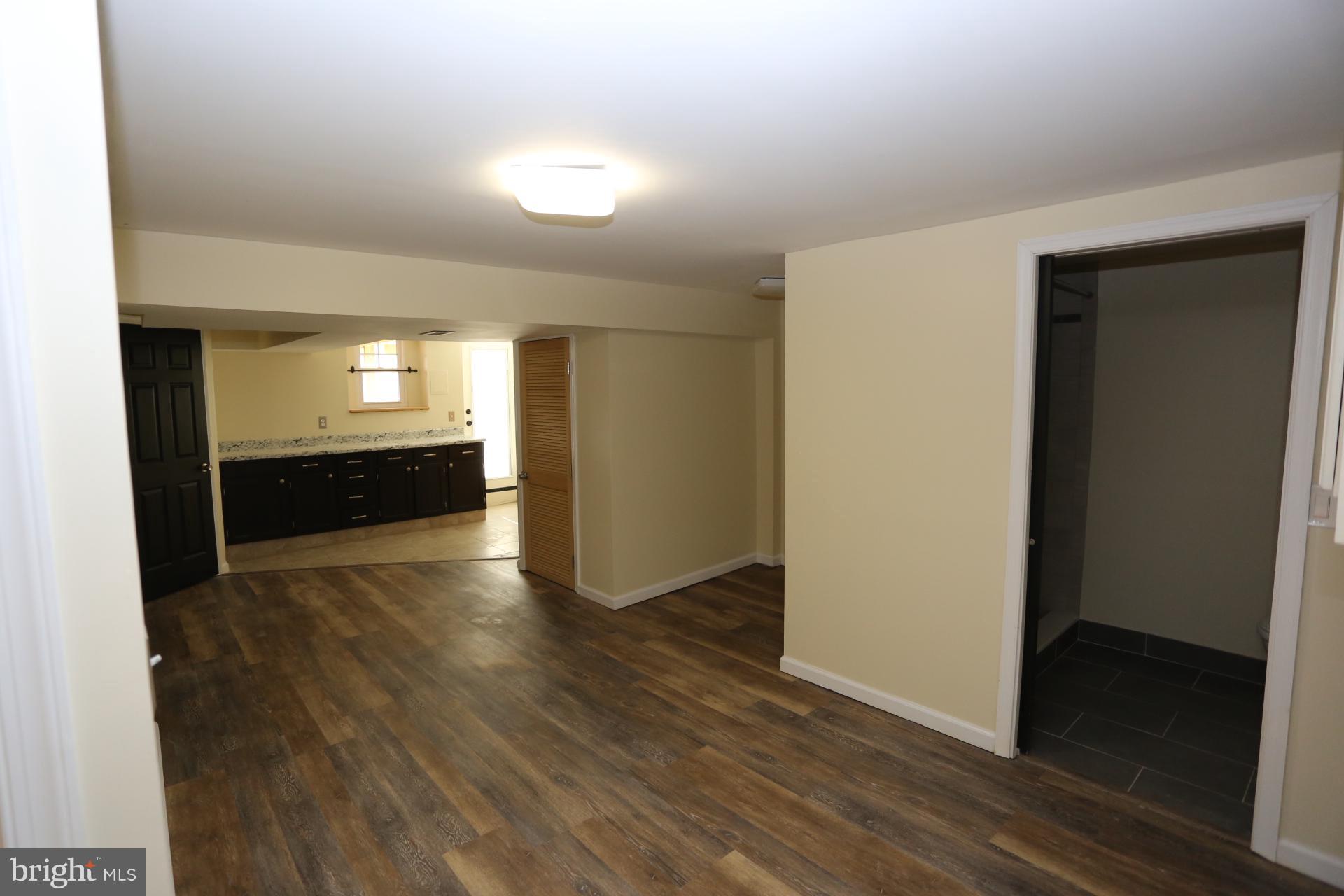 STANBROOK - Residential Lease