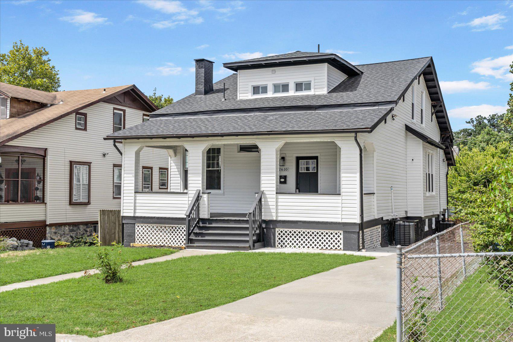 GARWYN OAKS - Residential