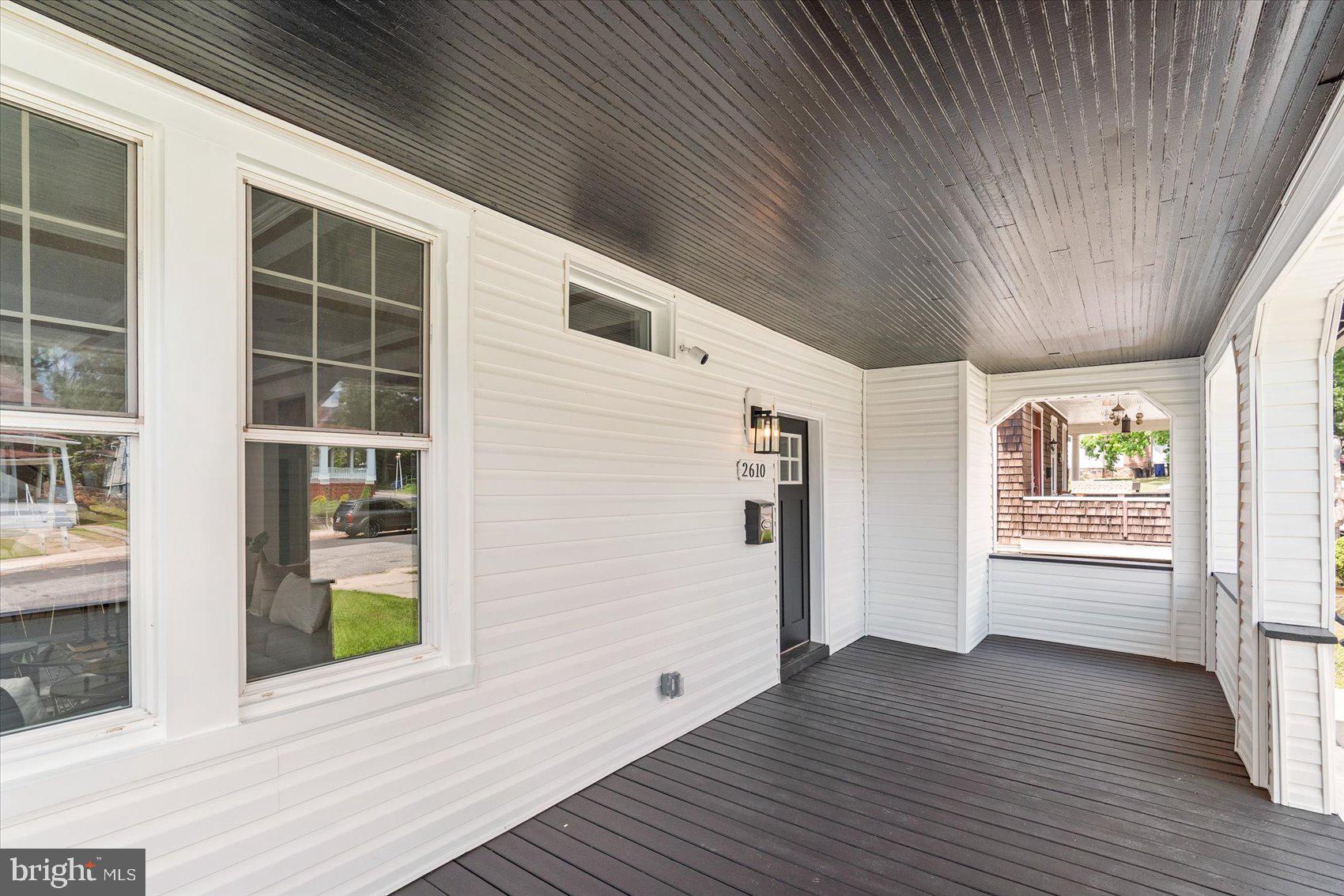 GARWYN OAKS - Residential