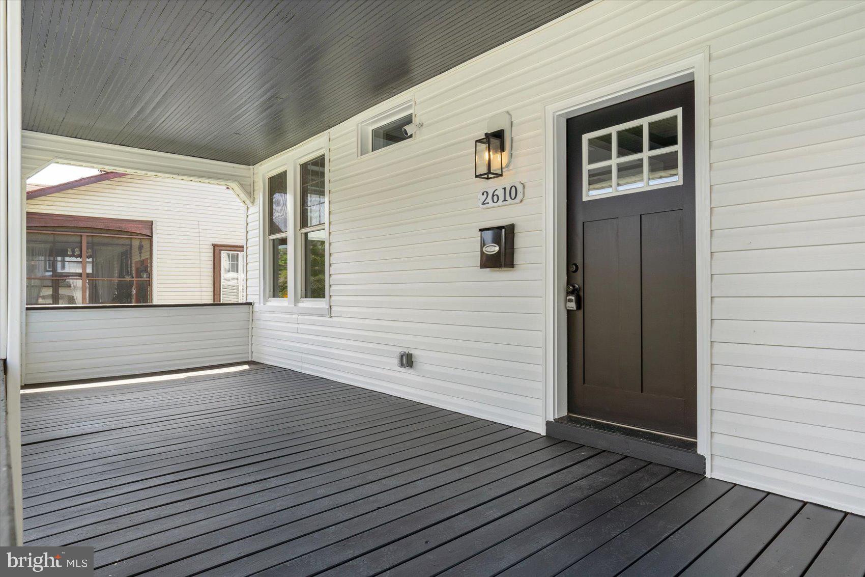 GARWYN OAKS - Residential