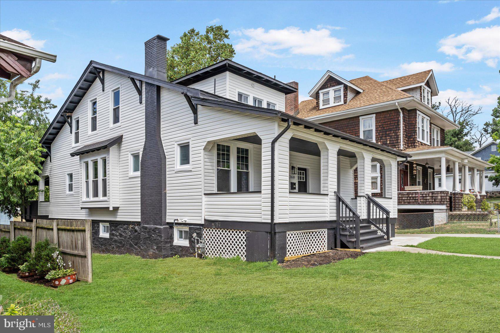 GARWYN OAKS - Residential