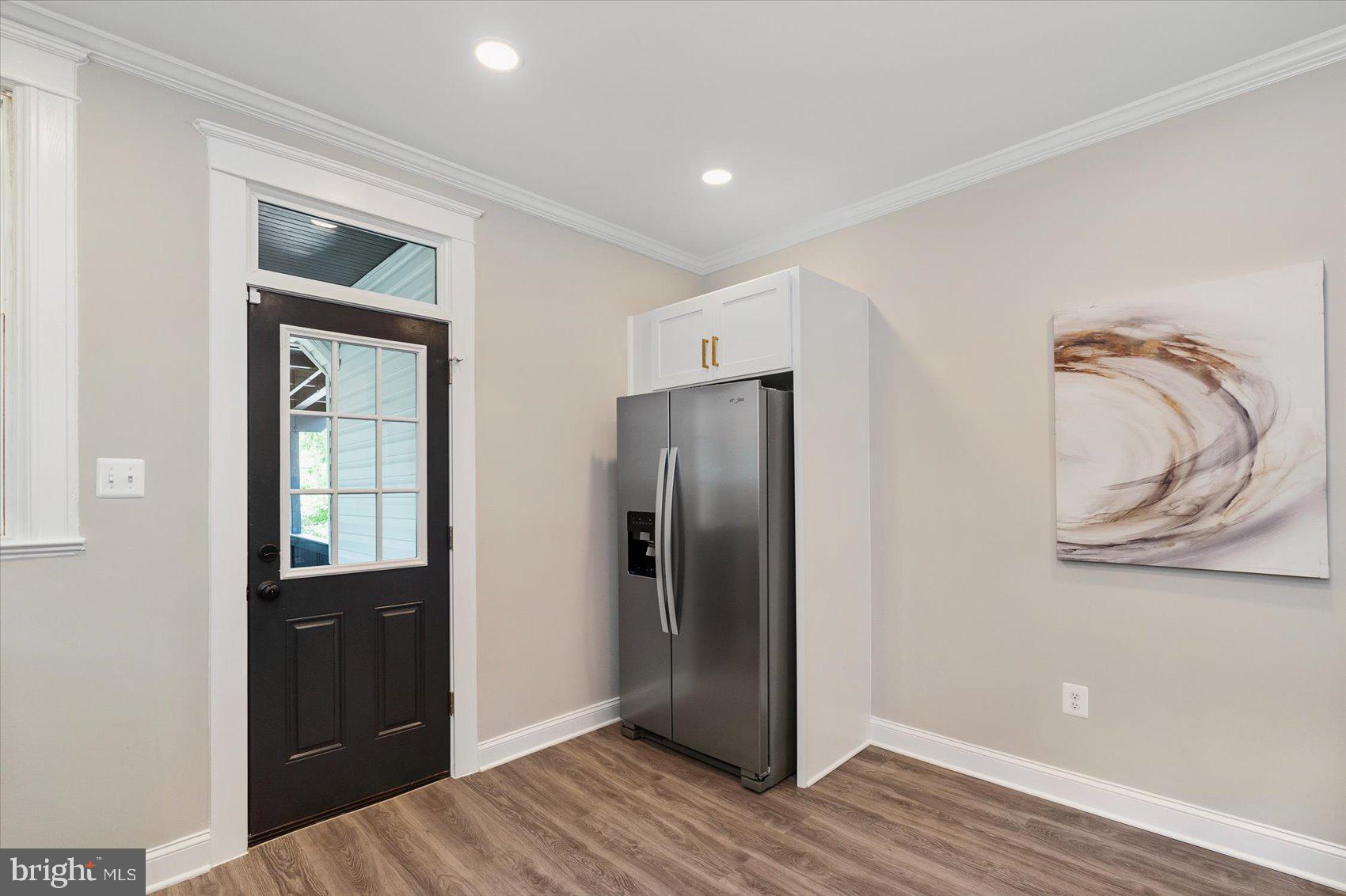 GARWYN OAKS - Residential