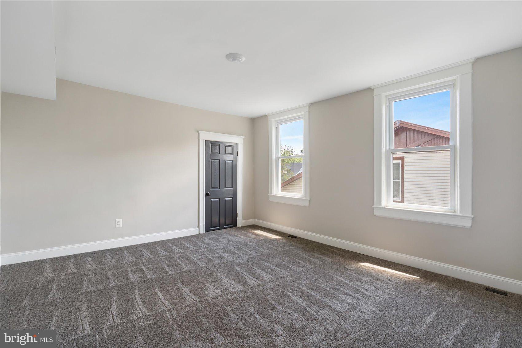 GARWYN OAKS - Residential