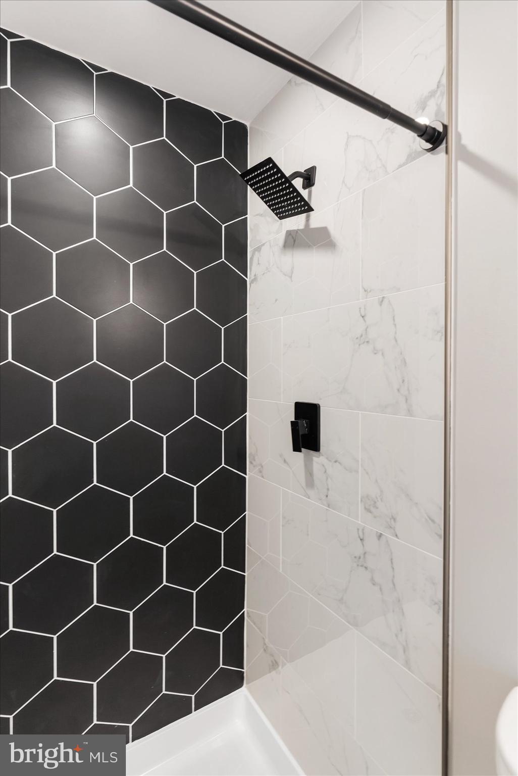 GARWYN OAKS - Residential