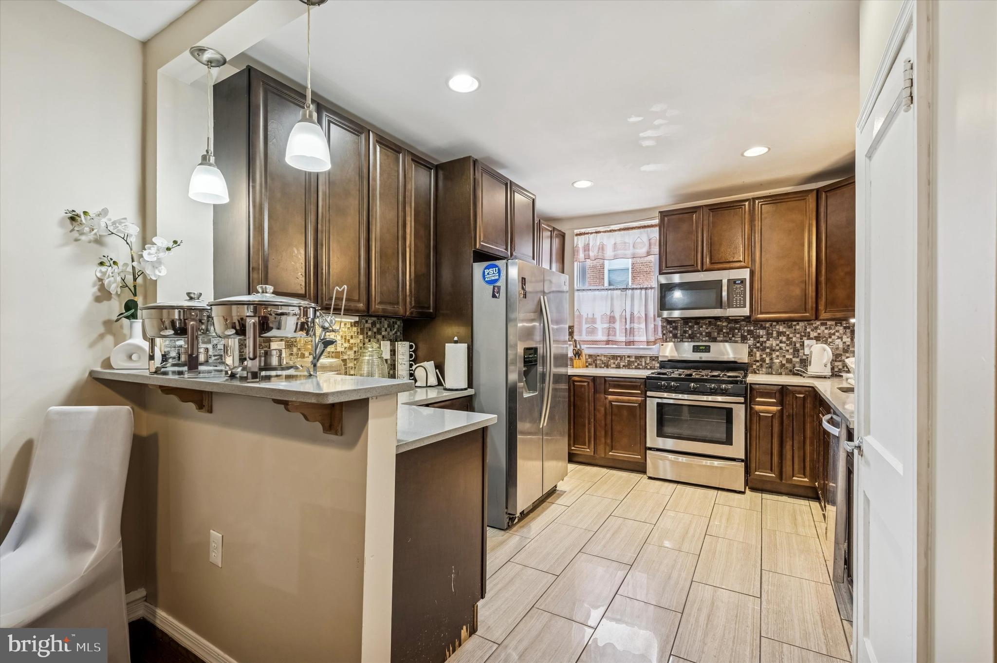 WEST OAK LANE - Residential