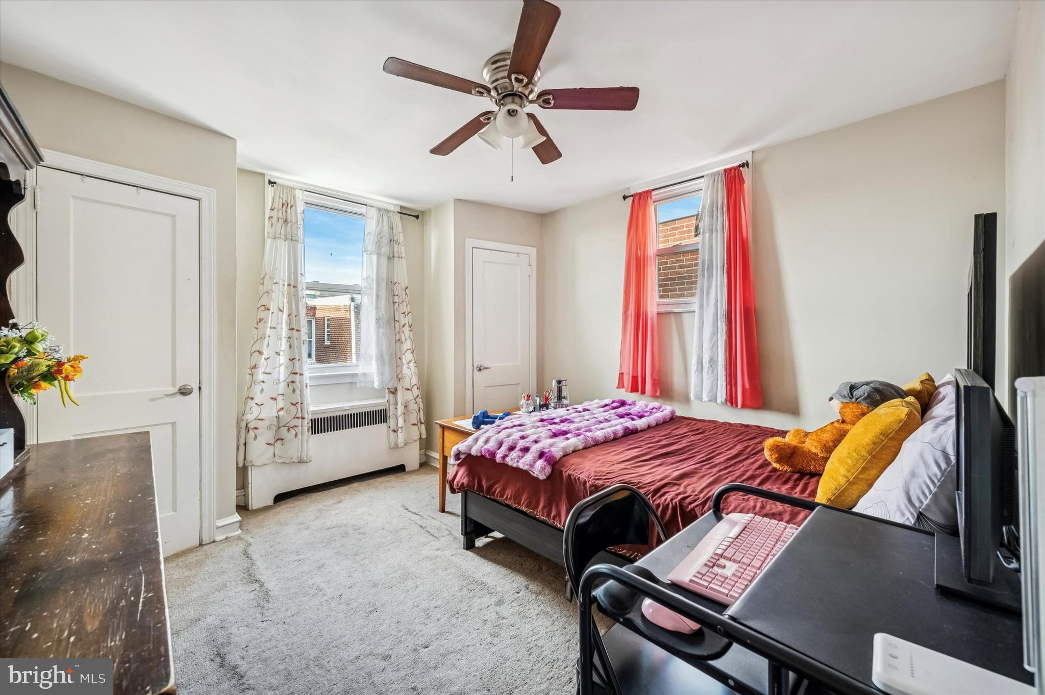 WEST OAK LANE - Residential