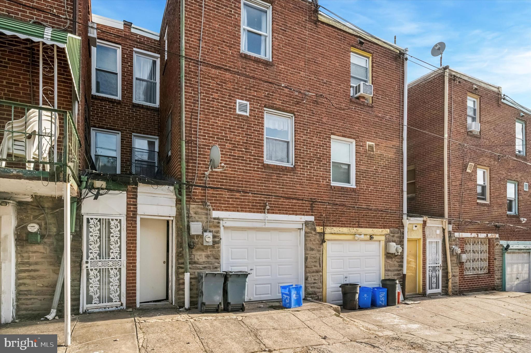 WEST OAK LANE - Residential