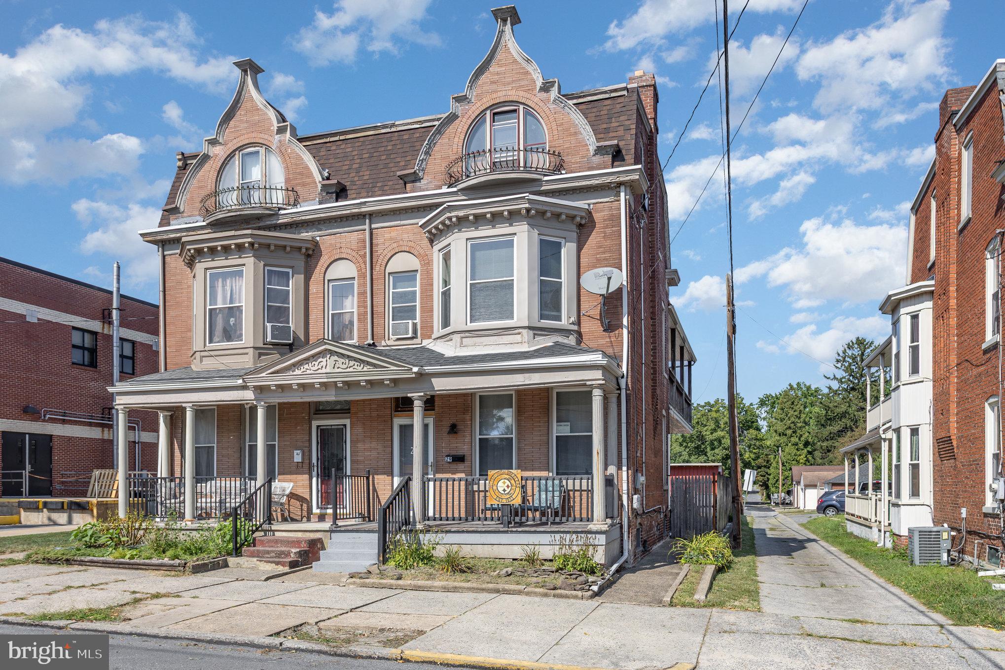 29 N 9TH STREET