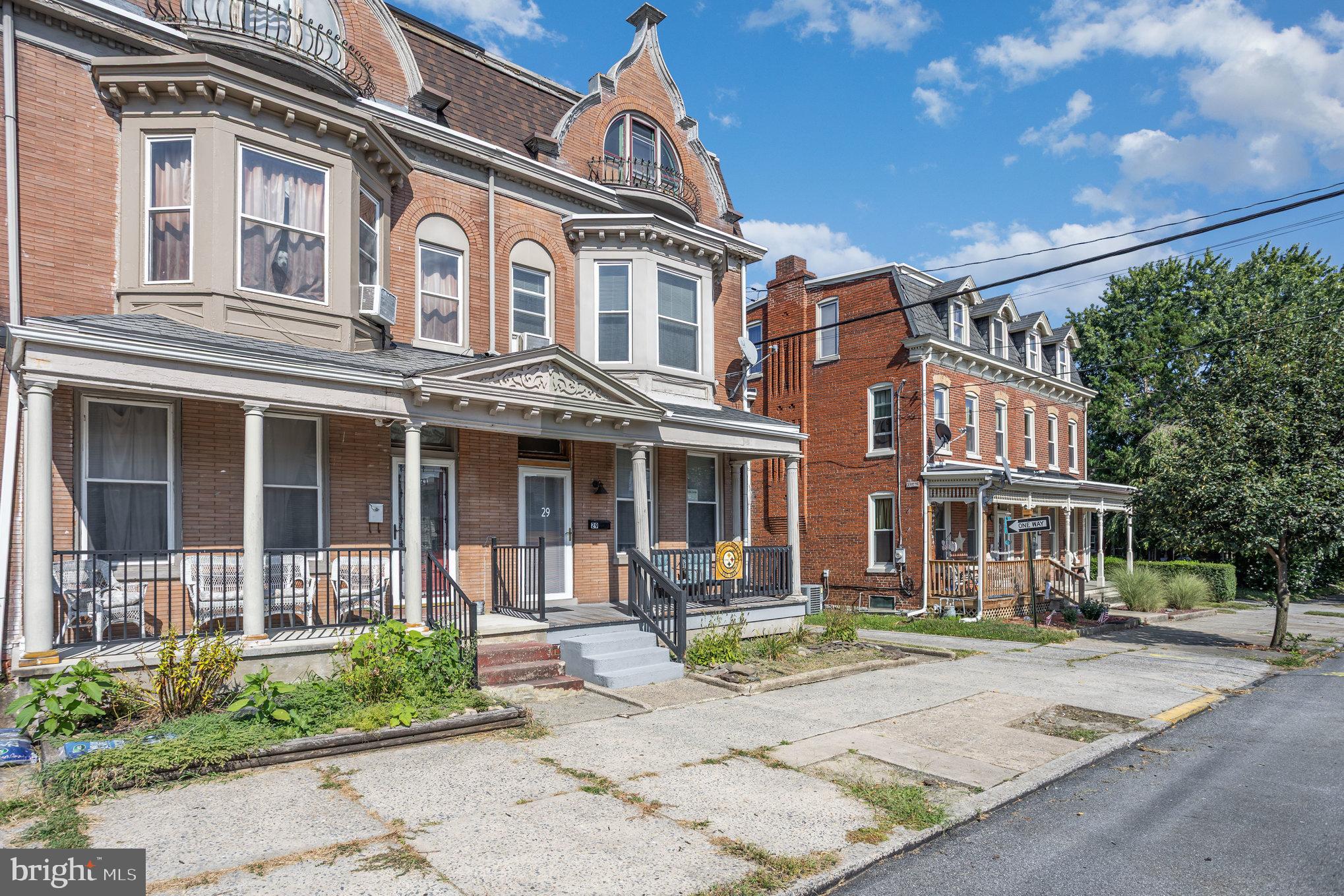 29 N 9TH STREET