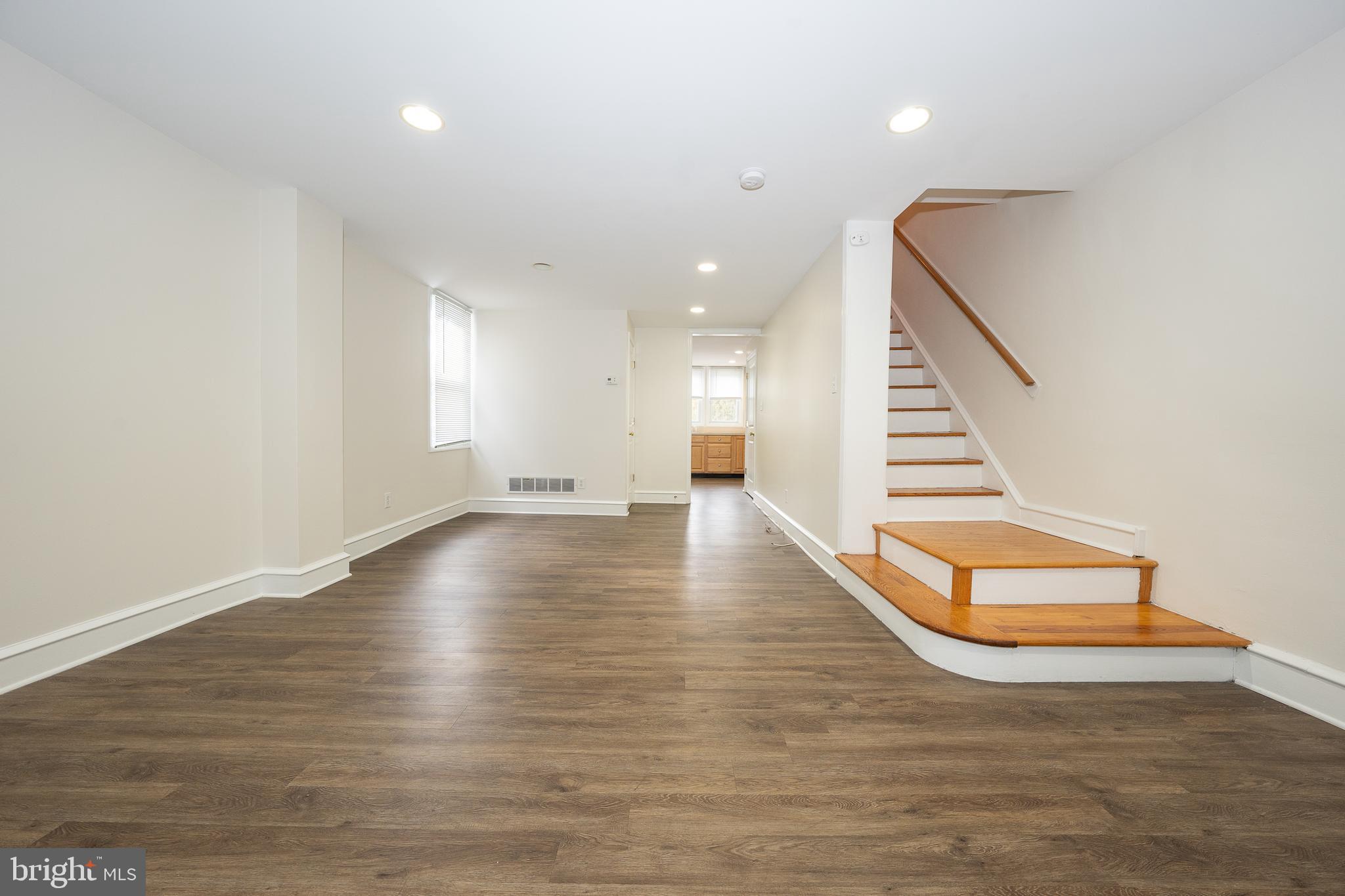 BRYN MAWR - Residential