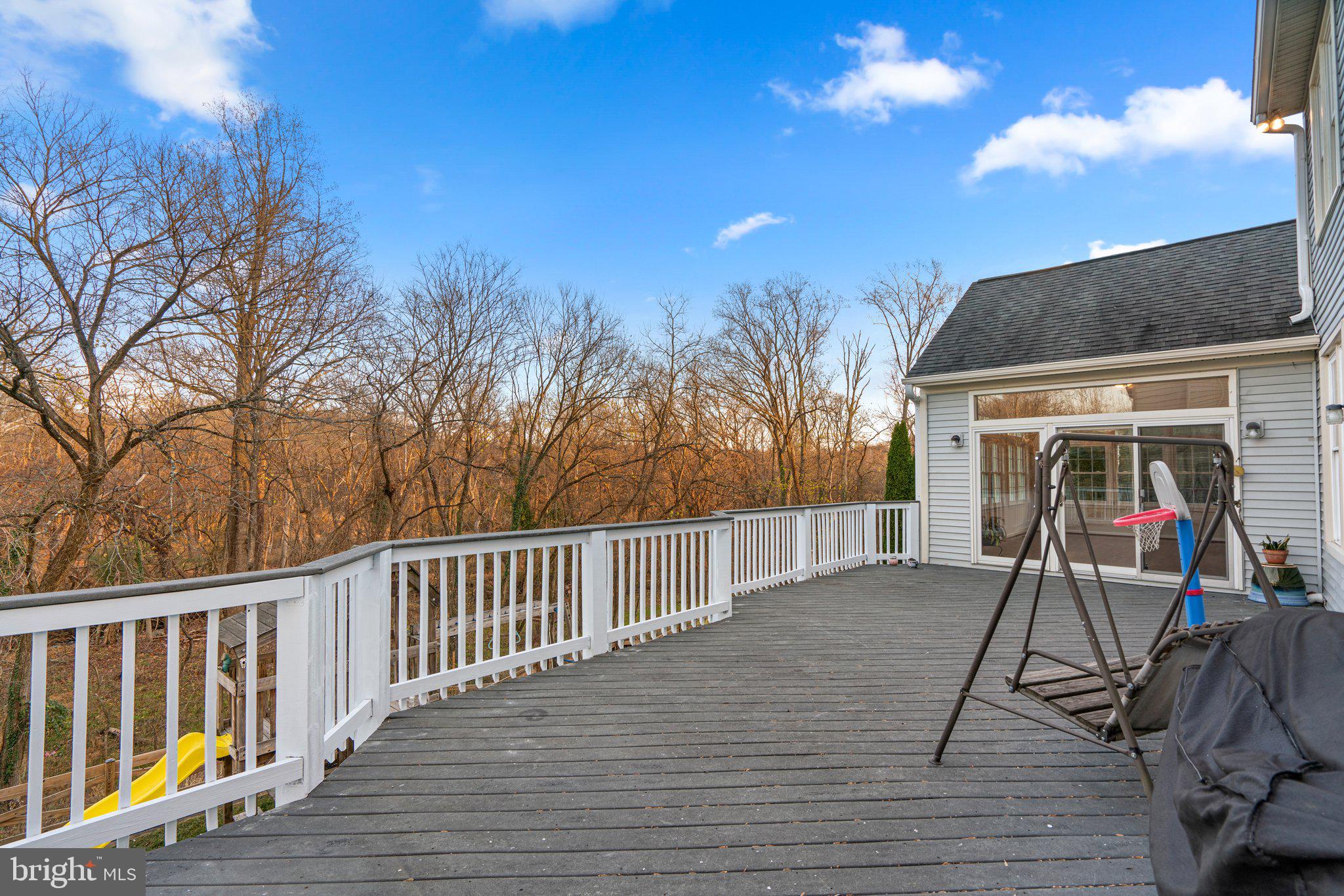 COLLEGE HILLS - Residential