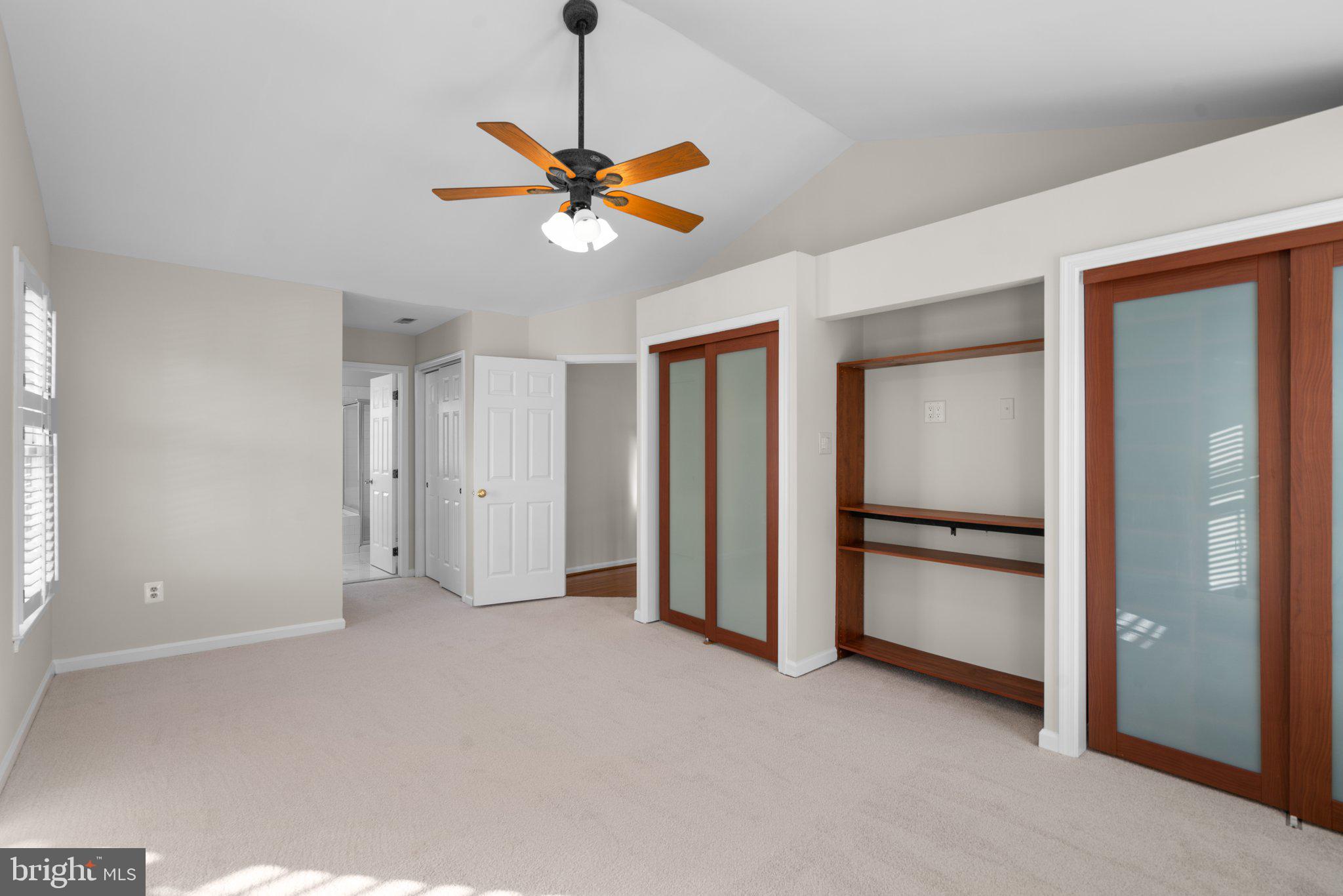 COLLEGE HILLS - Residential