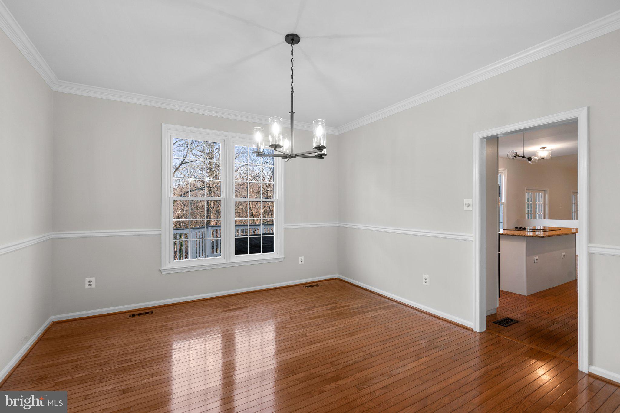 COLLEGE HILLS - Residential