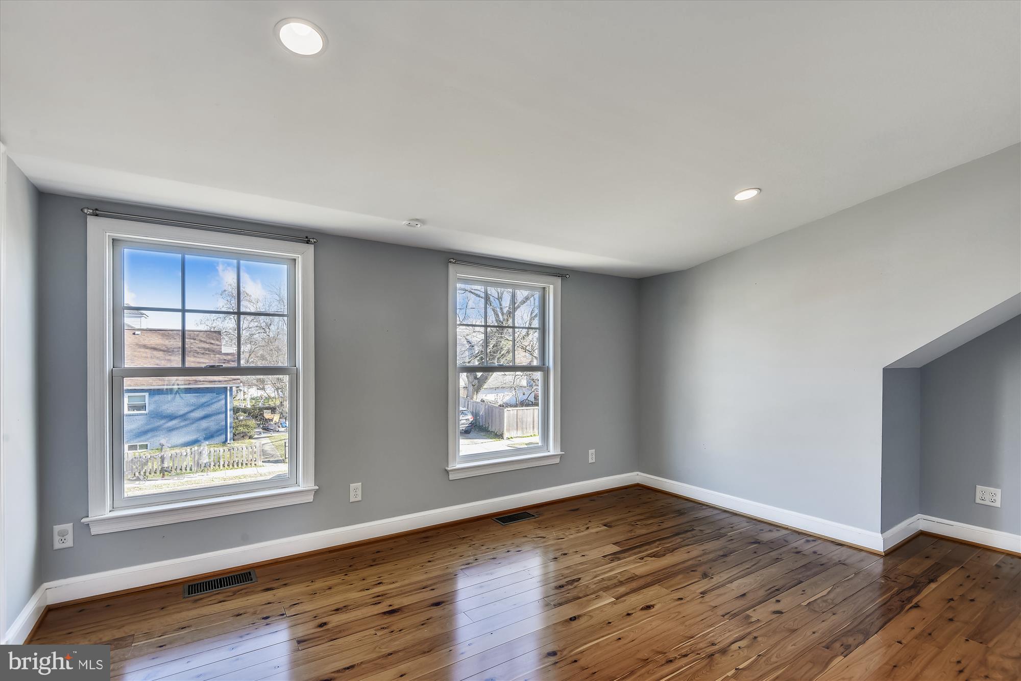 DEL RAY - Residential