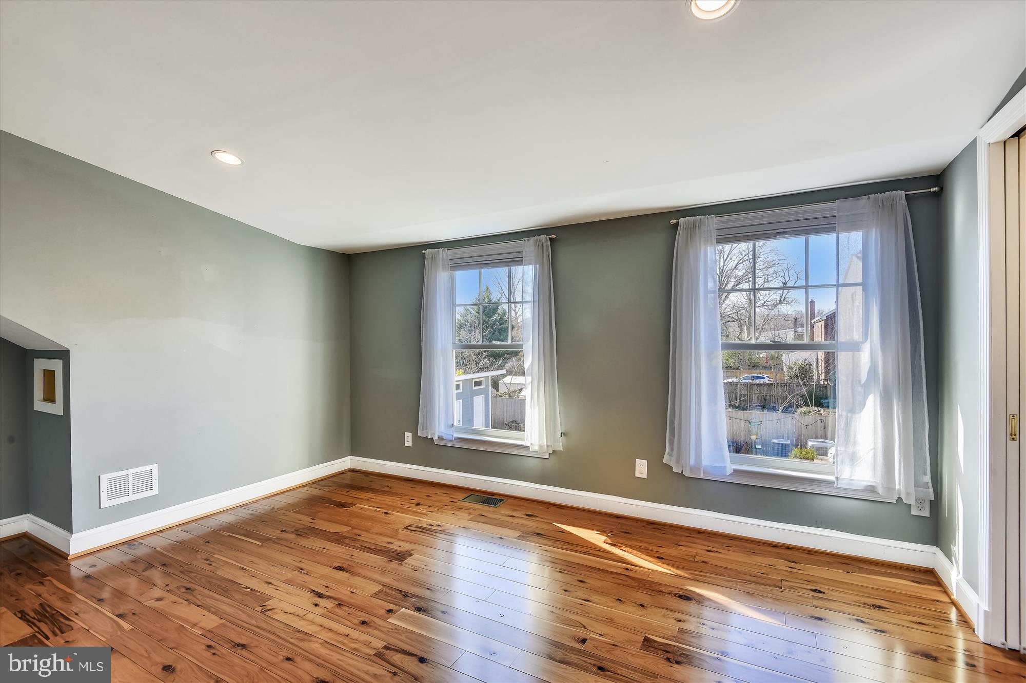 DEL RAY - Residential