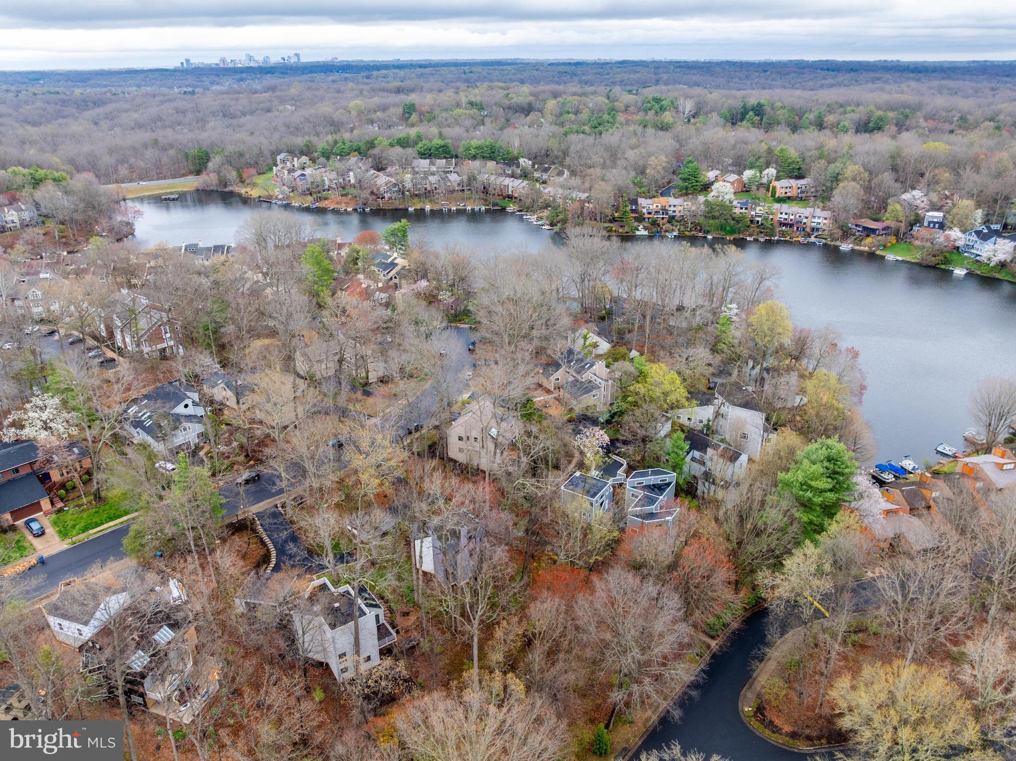 RESTON - Residential