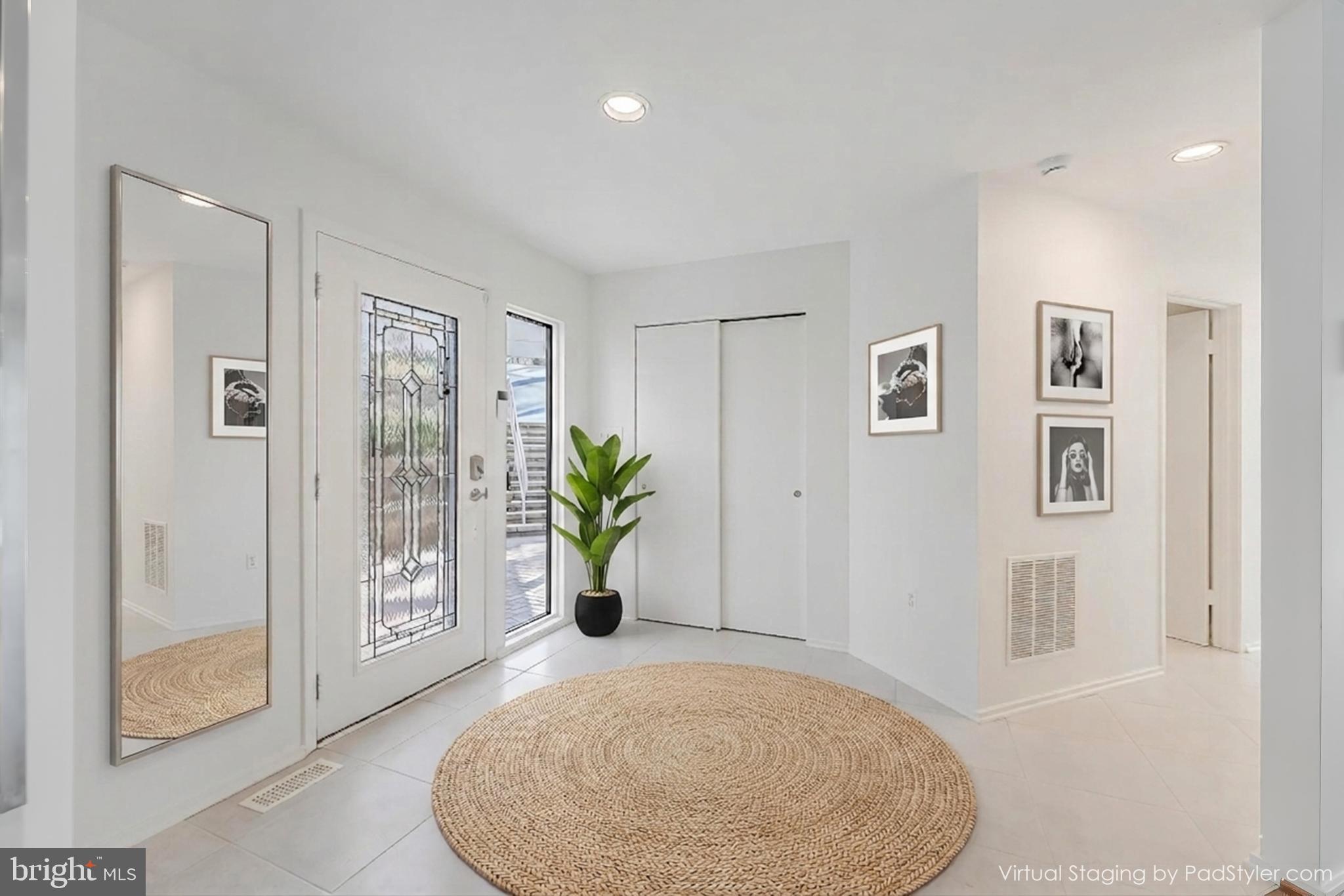 RESTON - Residential