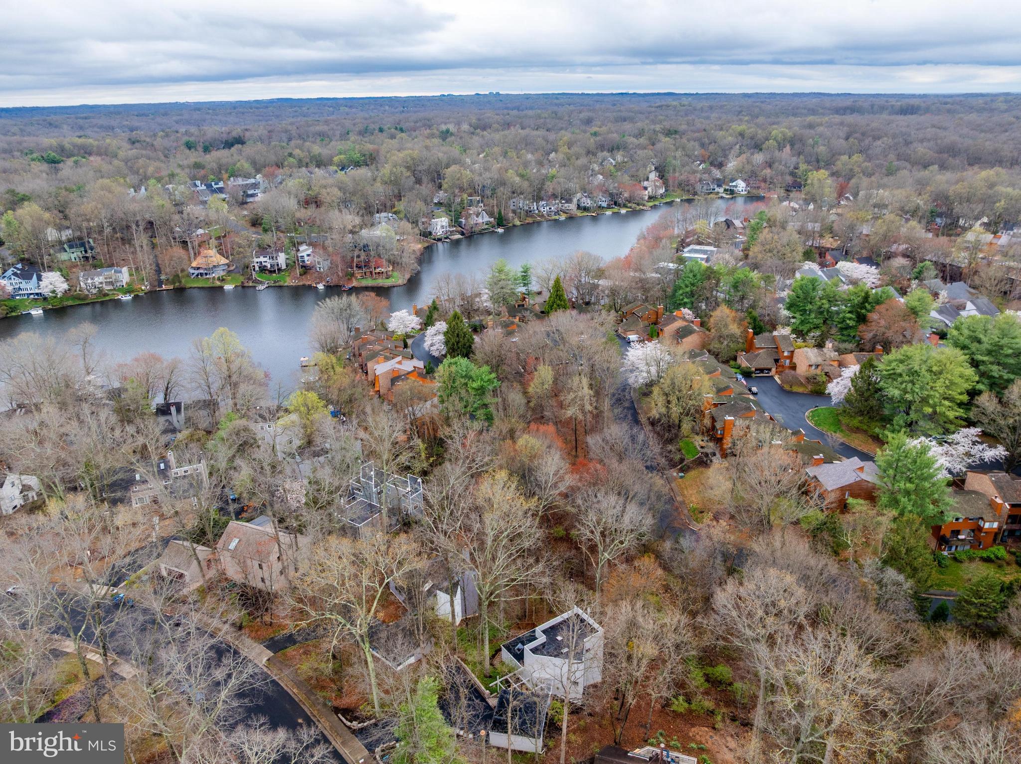 RESTON - Residential