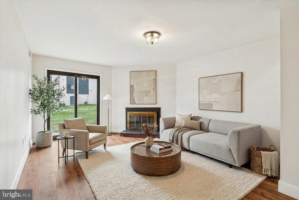 PAINTERS CROSSING - Residential