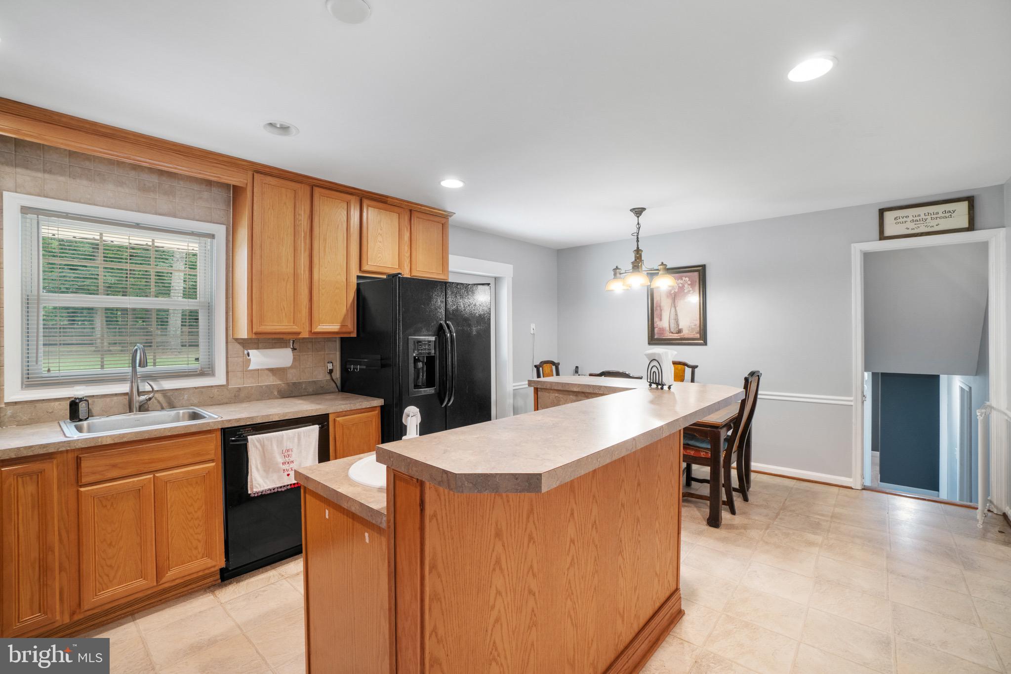 HILLCREST TERRACE - Residential