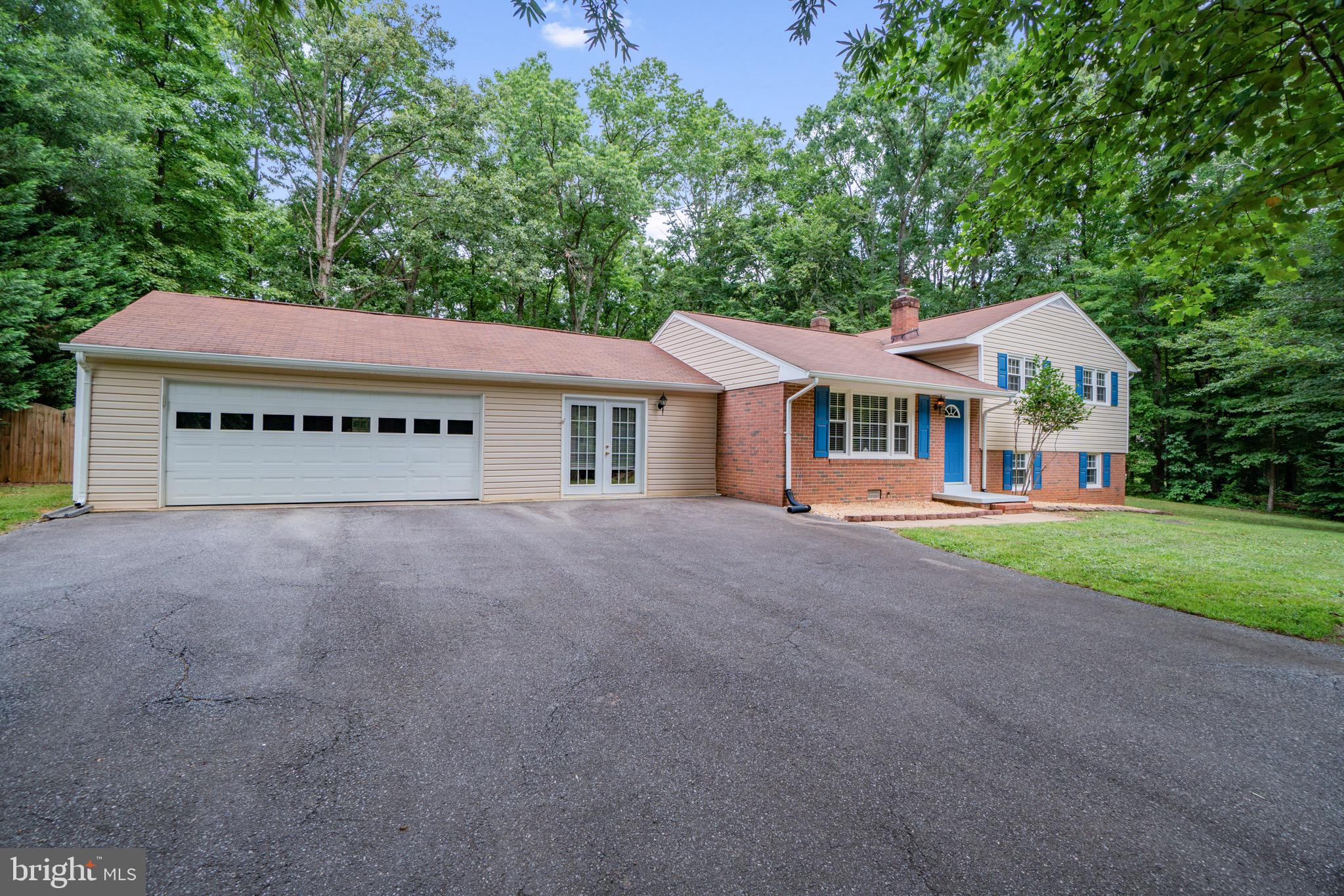 HILLCREST TERRACE - Residential