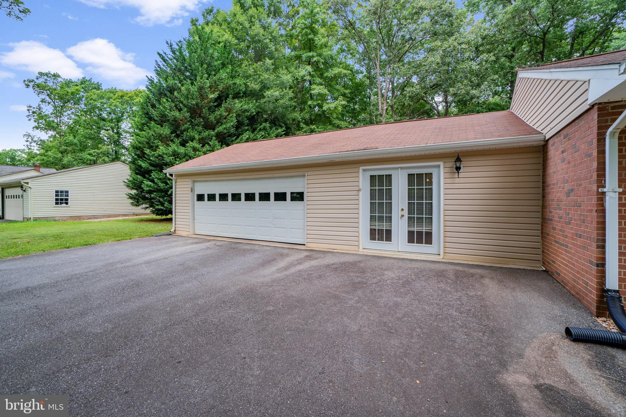 HILLCREST TERRACE - Residential