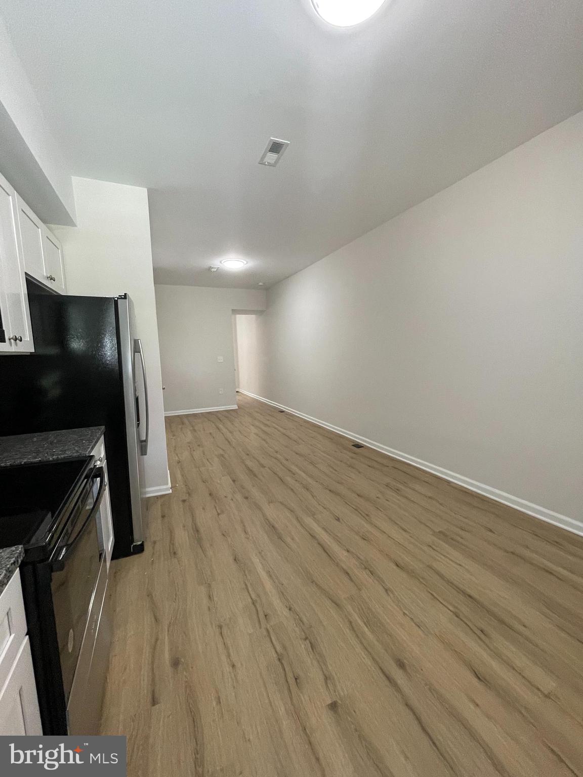 BROADWAY EAST - Residential Lease
