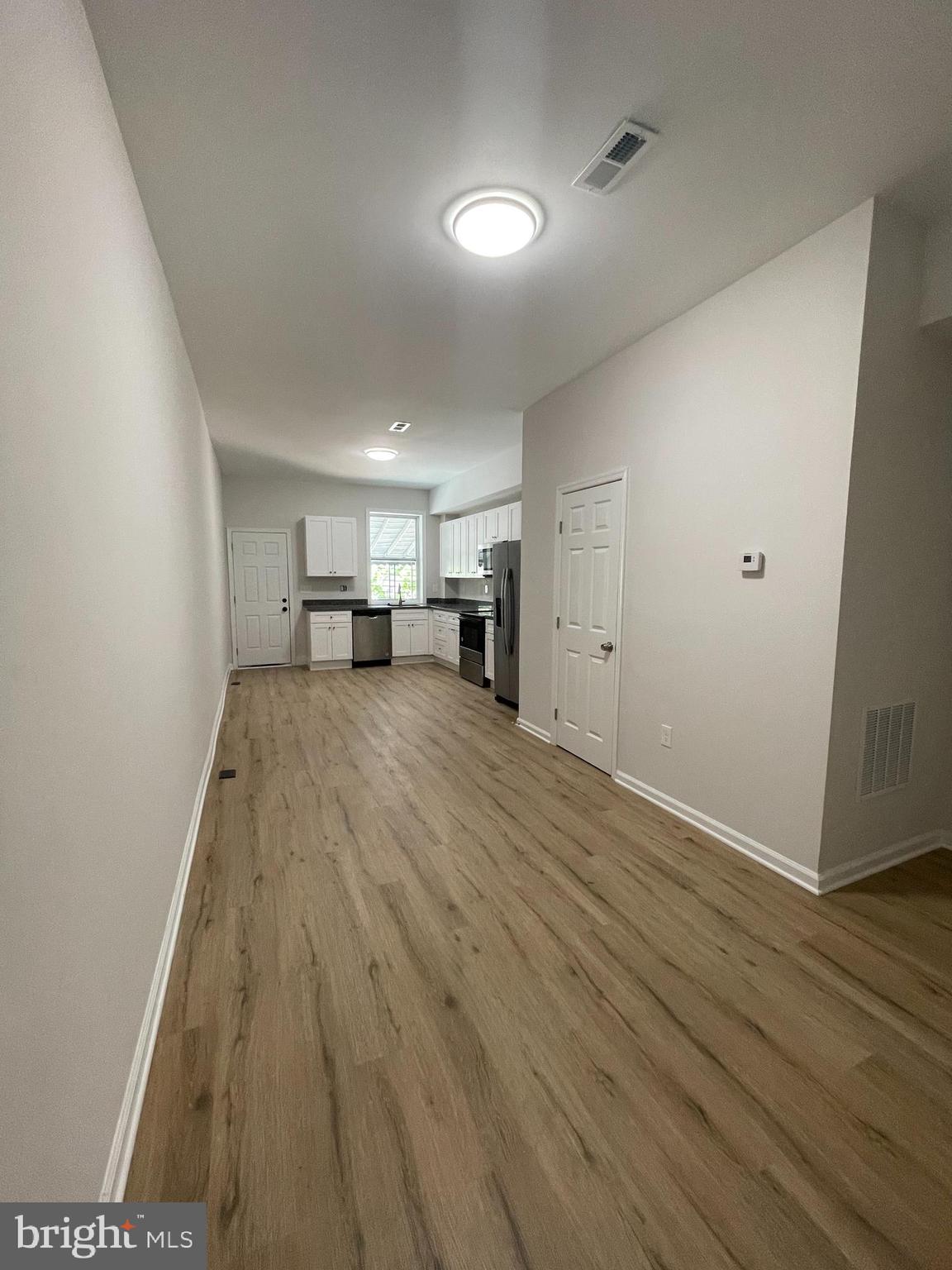 BROADWAY EAST - Residential Lease