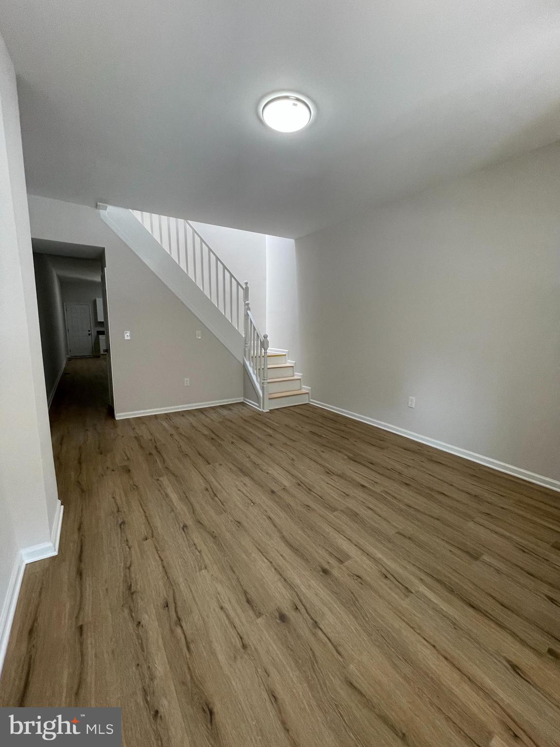 BROADWAY EAST - Residential Lease