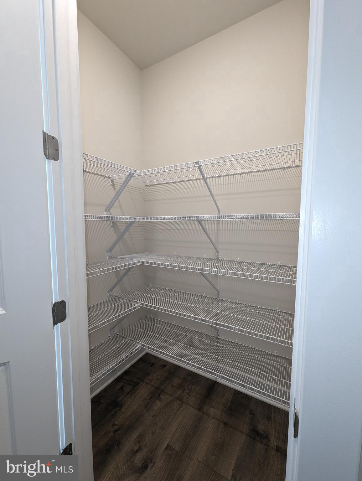 ROBINSONS PARADISE - Residential