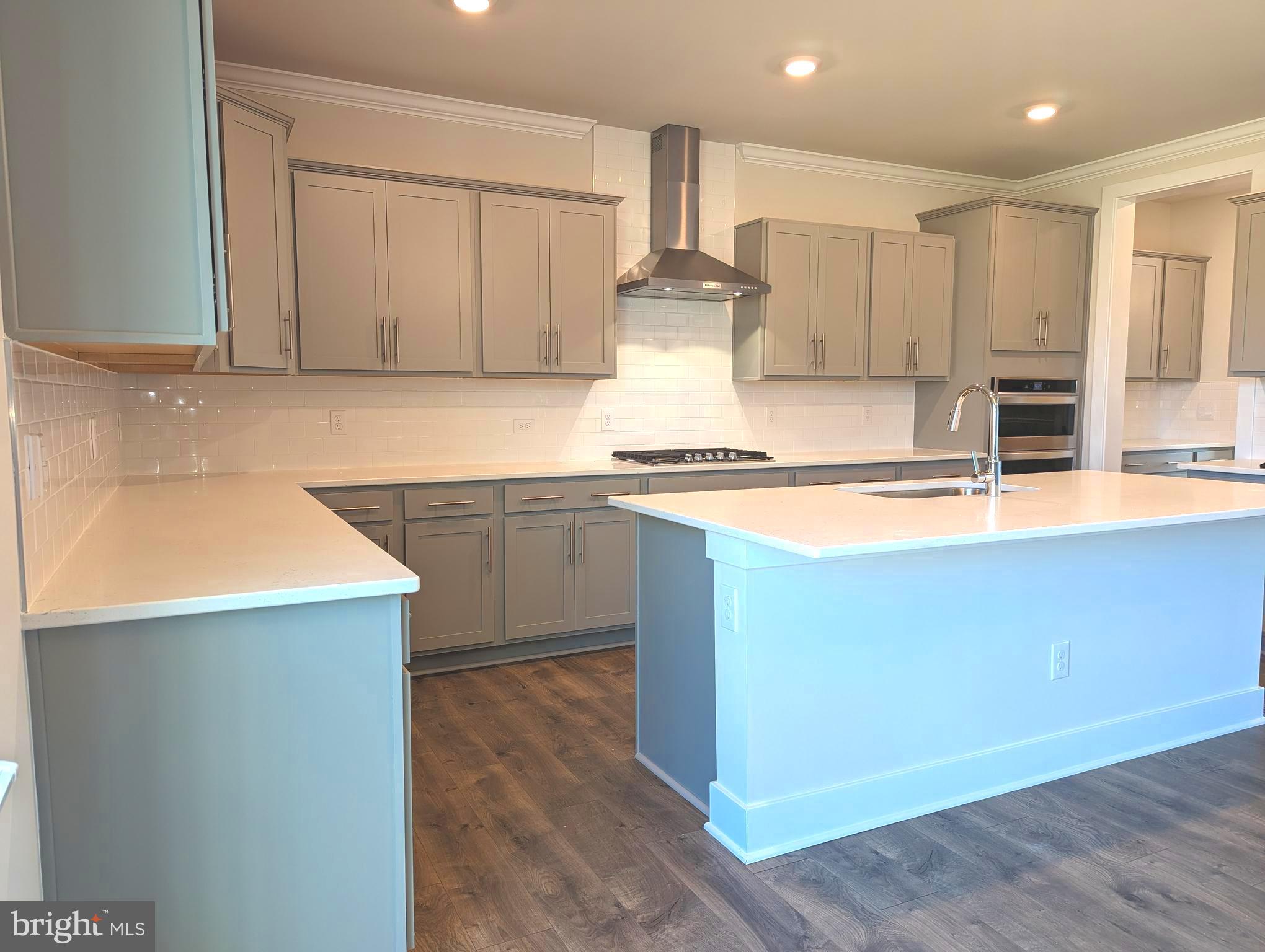 ROBINSONS PARADISE - Residential