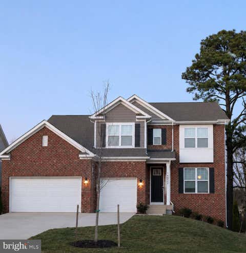 Photo of 14972 Walter Robinson Lane, HAYMARKET, VA 20169 (MLS # VAPW2110974)