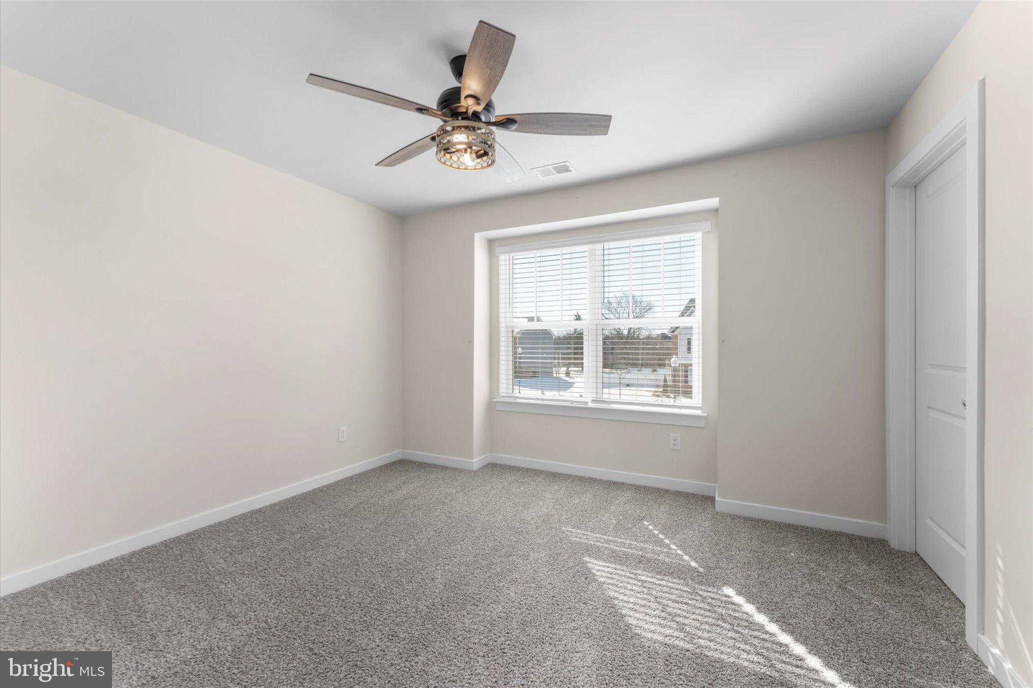 ROBINSONS PARADISE - Residential